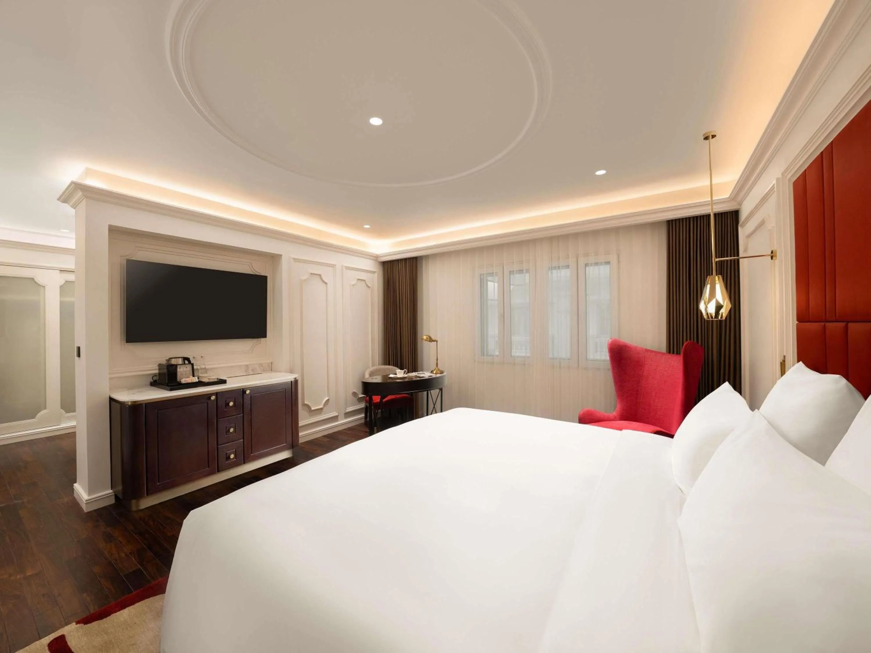 Bedroom, Bed in Hotel de l'Opera Hanoi - MGallery