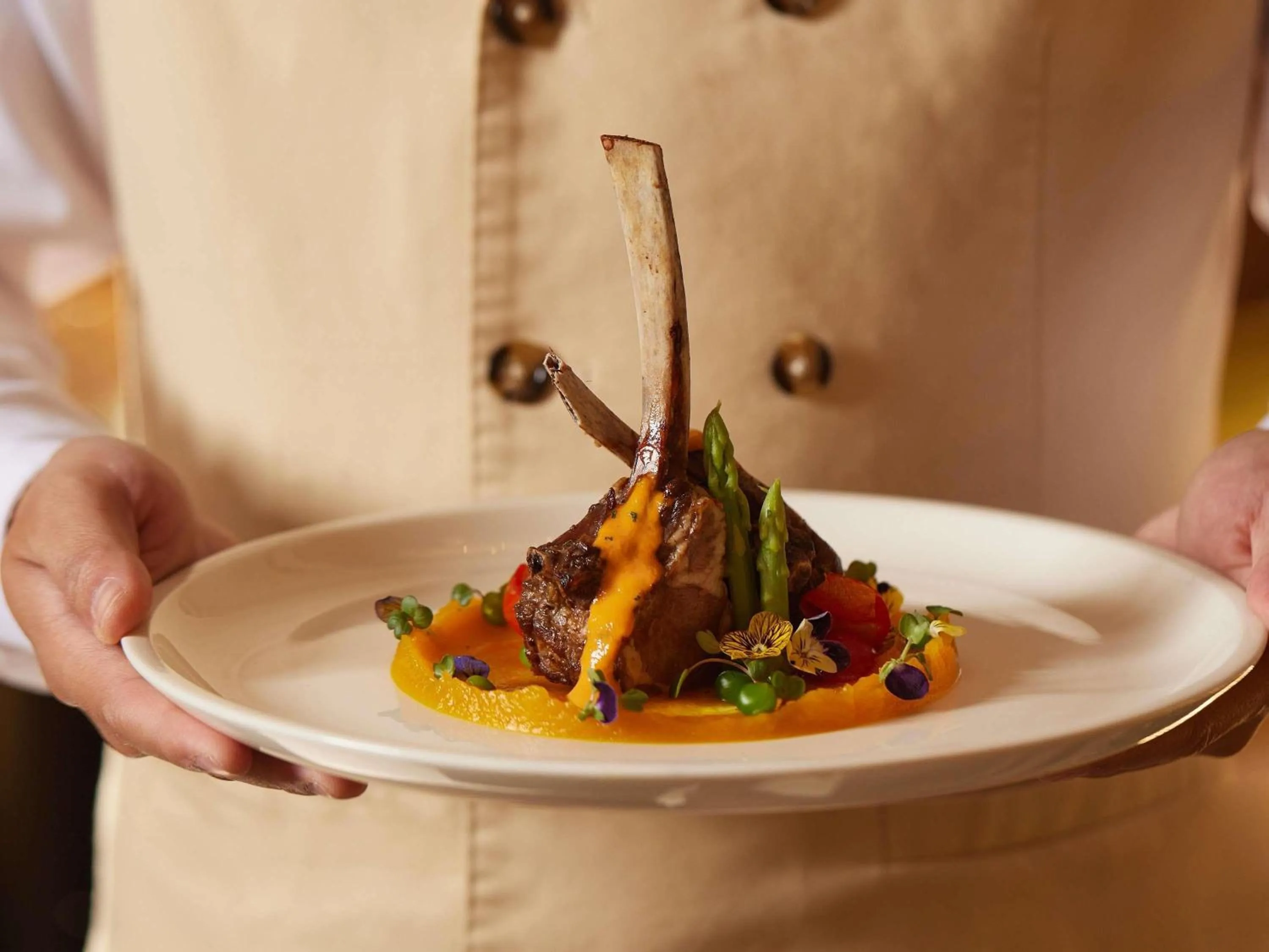 Restaurant/places to eat in Hotel de l'Opera Hanoi - MGallery