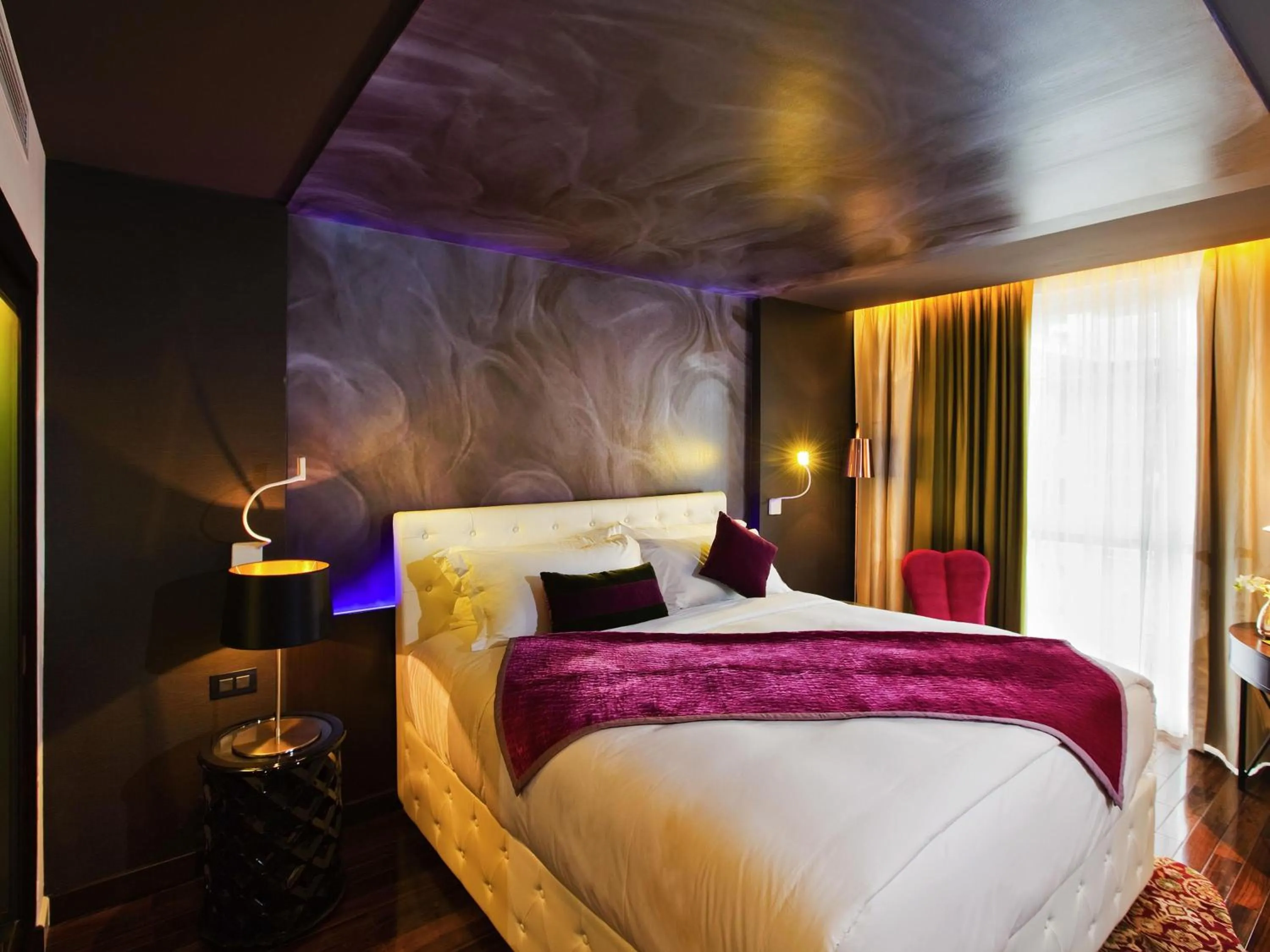 Bedroom, Bed in Hotel de l'Opera Hanoi - MGallery