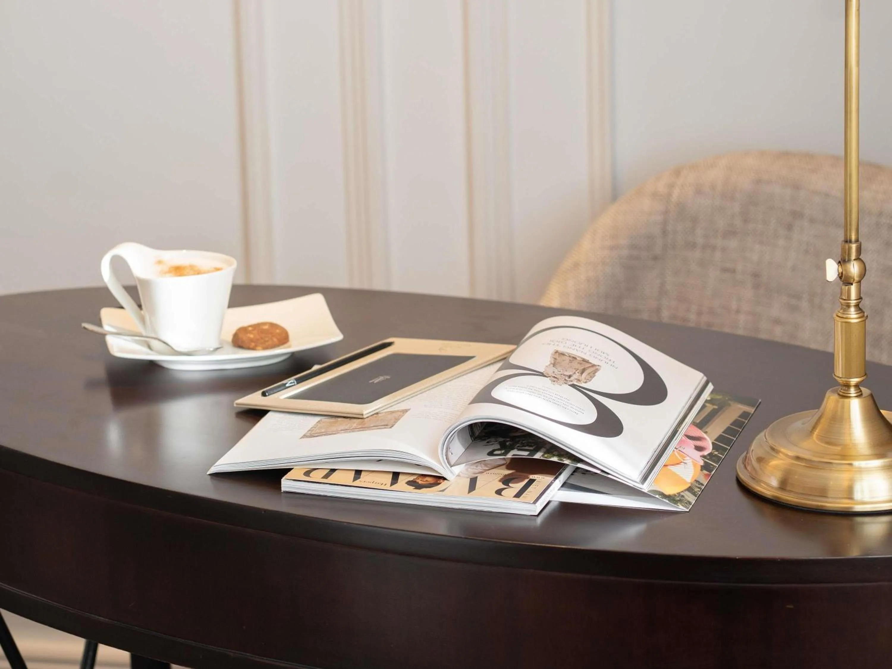 Bedroom in Hotel de l'Opera Hanoi - MGallery