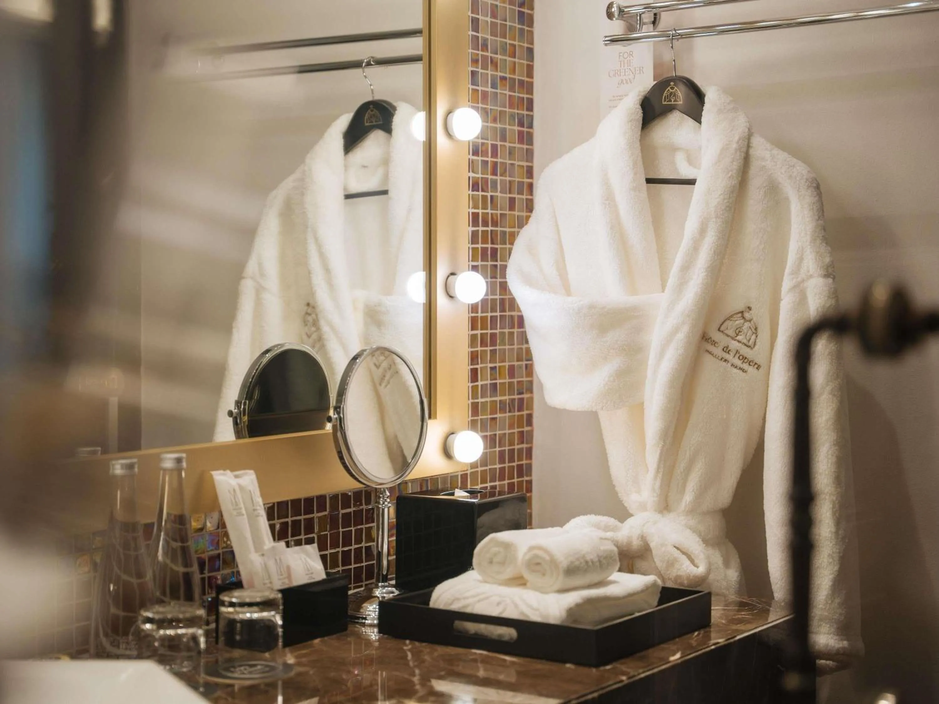 Bedroom in Hotel de l'Opera Hanoi - MGallery