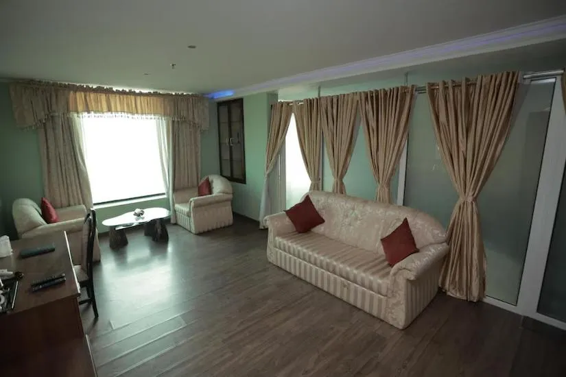 Living room in The Quilon Beach Hotel and Convention Center