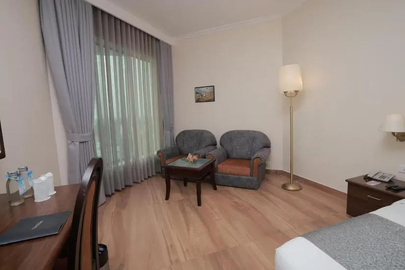 Living room in The Quilon Beach Hotel and Convention Center