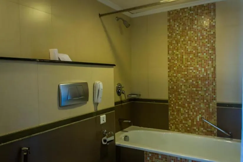 Hot Tub in The Quilon Beach Hotel and Convention Center