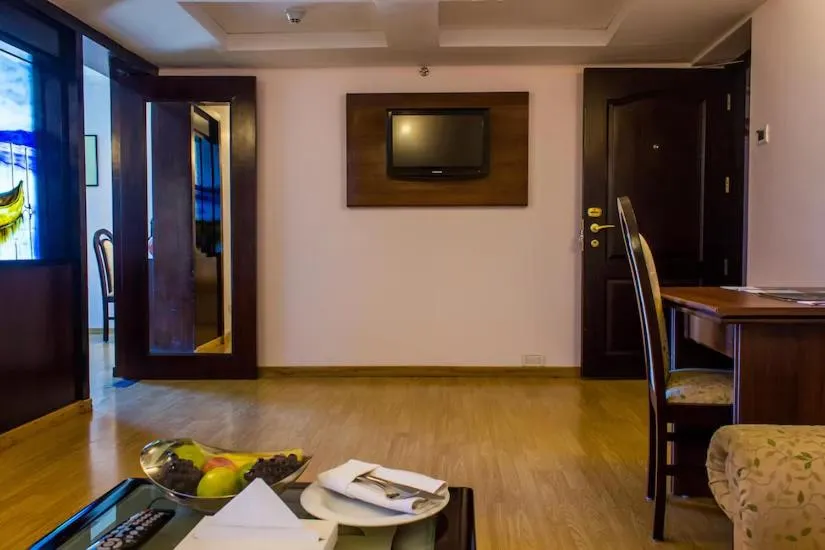 TV and multimedia in The Quilon Beach Hotel and Convention Center