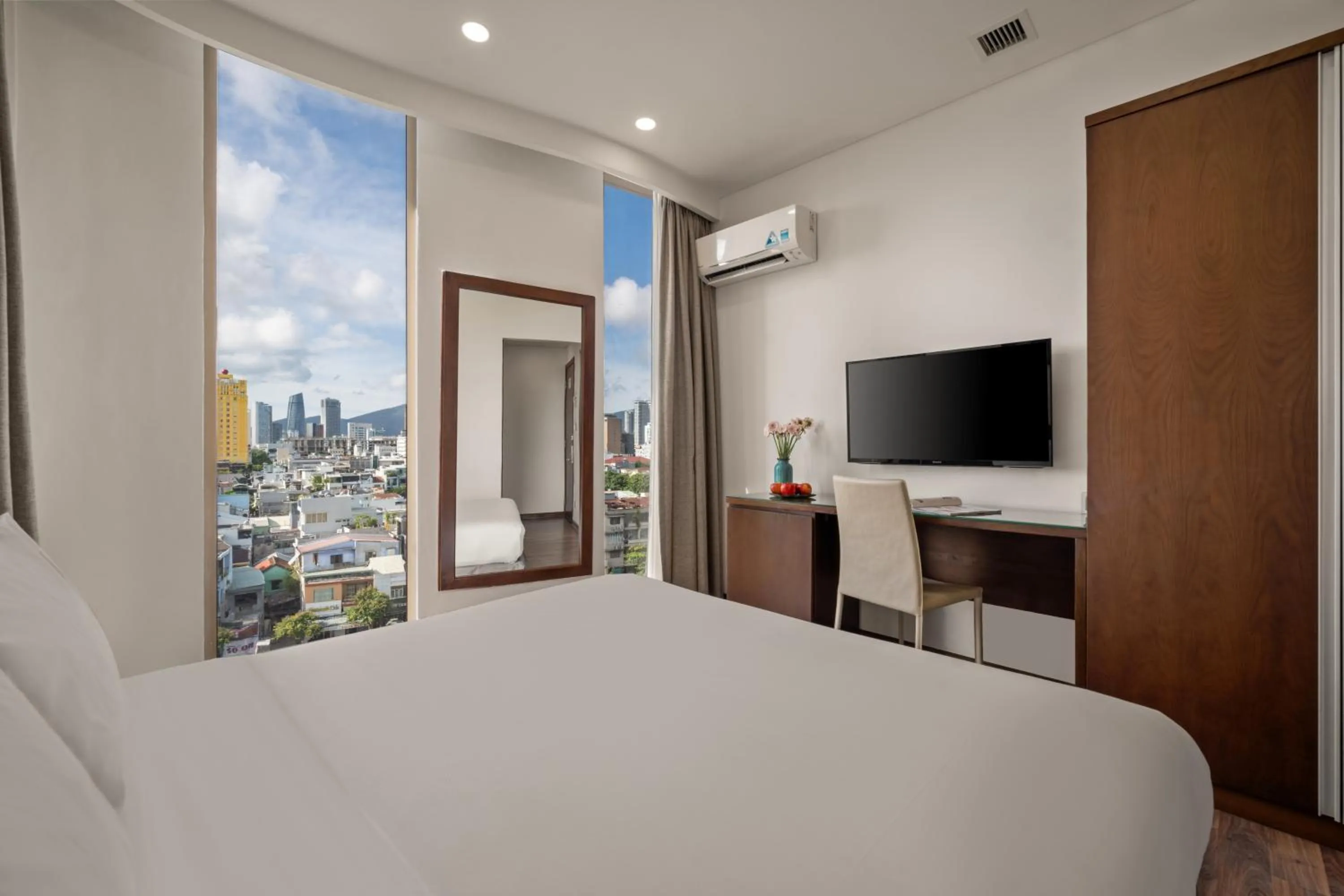 View (from property/room), Bed in Mitisa Hotel Da Nang - Near Dragon Bridge