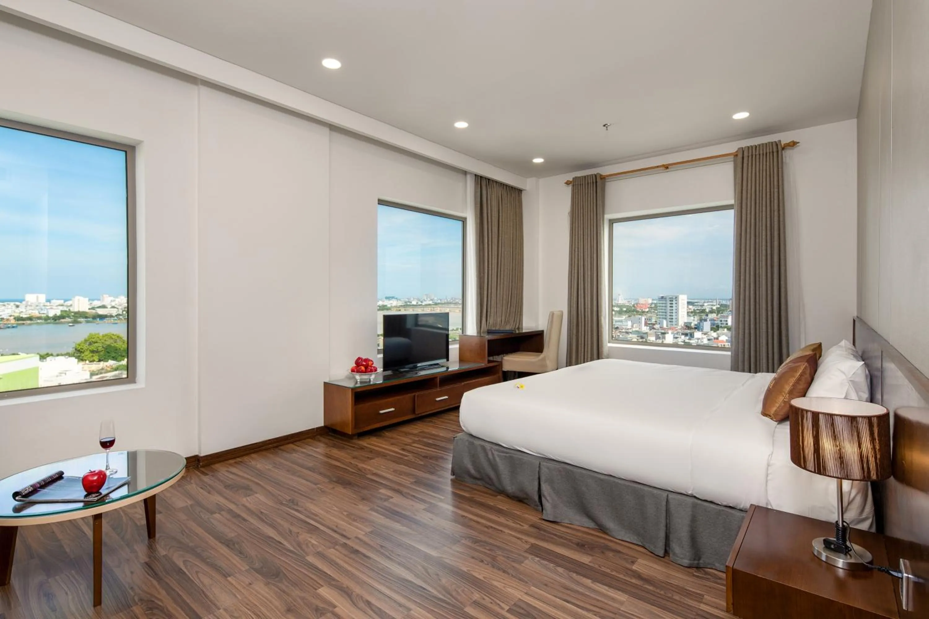 Photo of the whole room, Bed in Mitisa Hotel Da Nang - Near Dragon Bridge