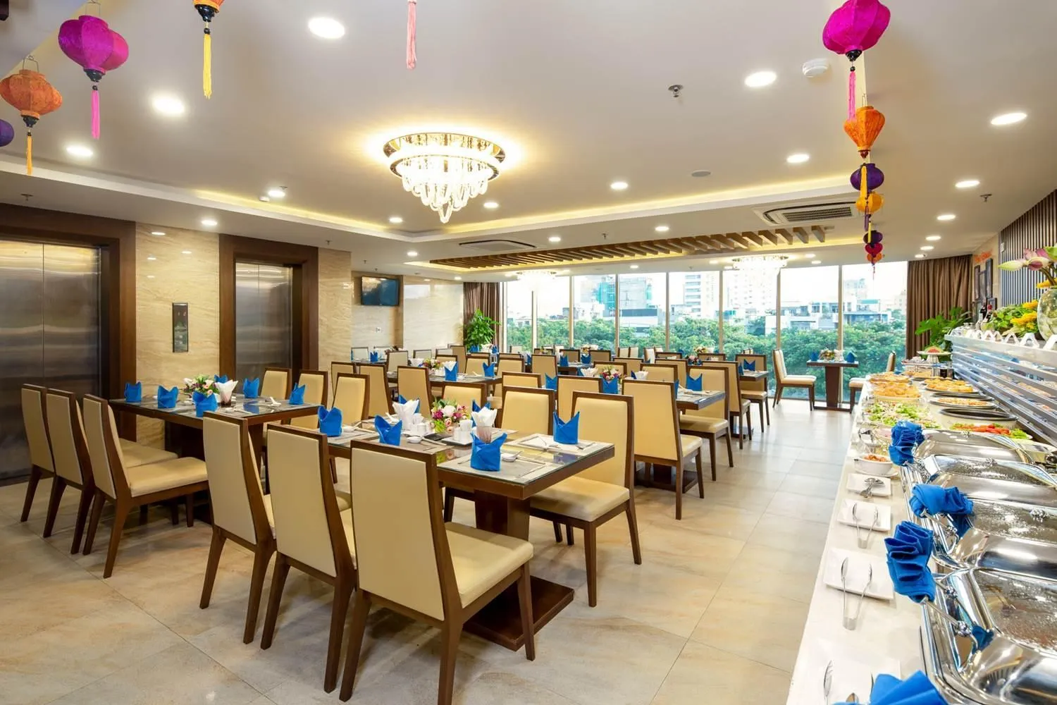 Restaurant/places to eat in Mitisa Hotel Da Nang - Near Dragon Bridge