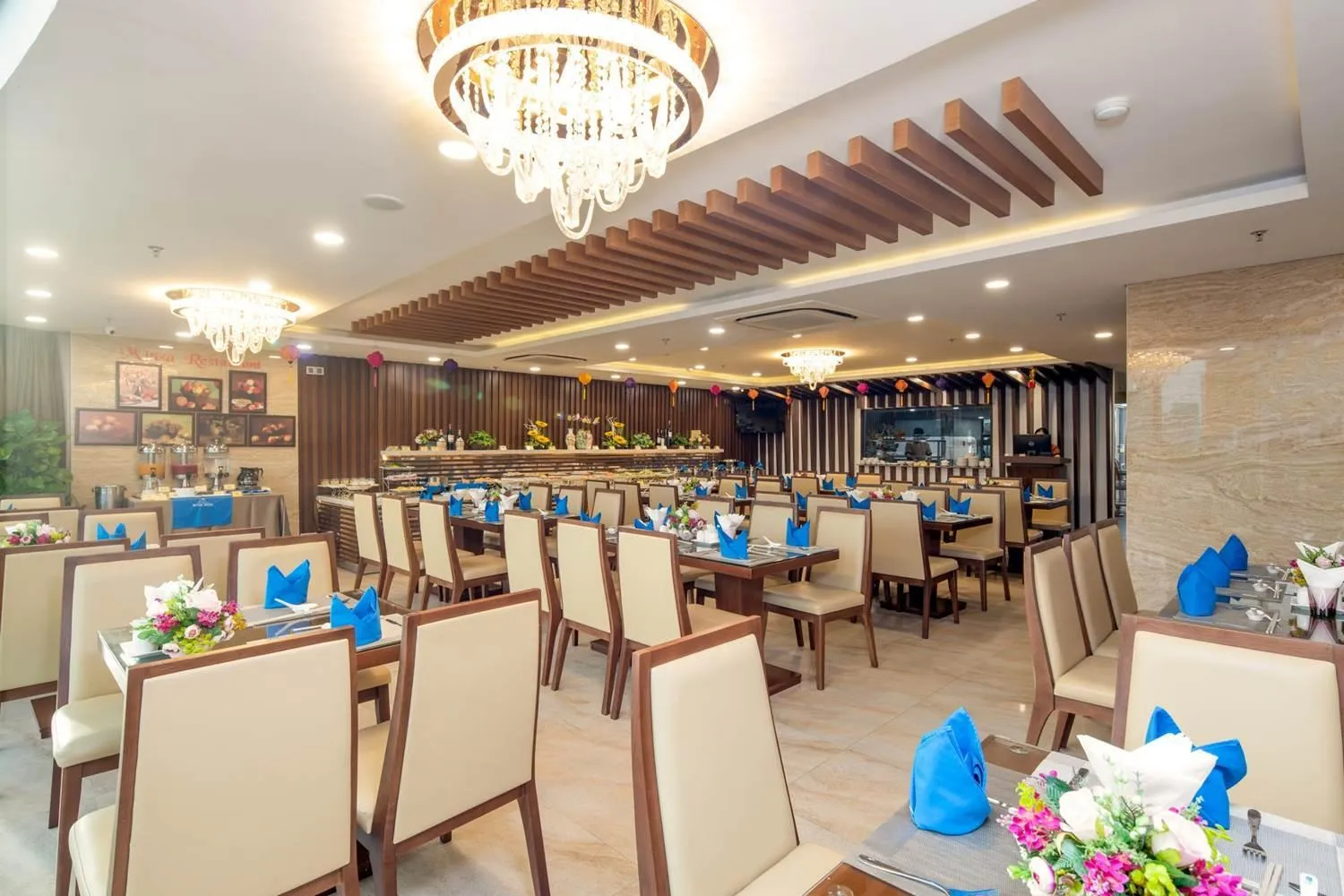 Restaurant/places to eat in Mitisa Hotel Da Nang - Near Dragon Bridge