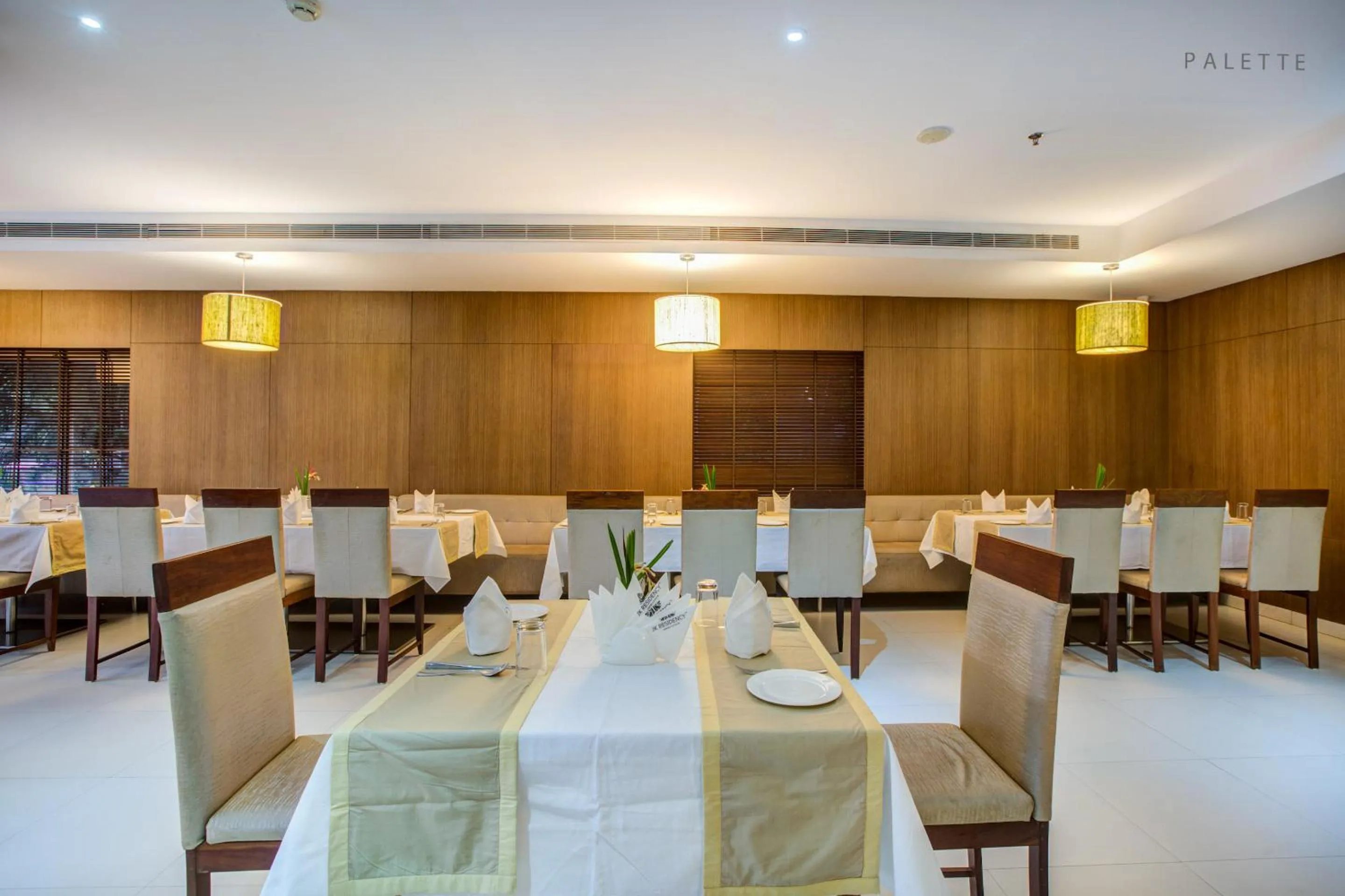 Restaurant/places to eat in JK Residency Cheruvathur