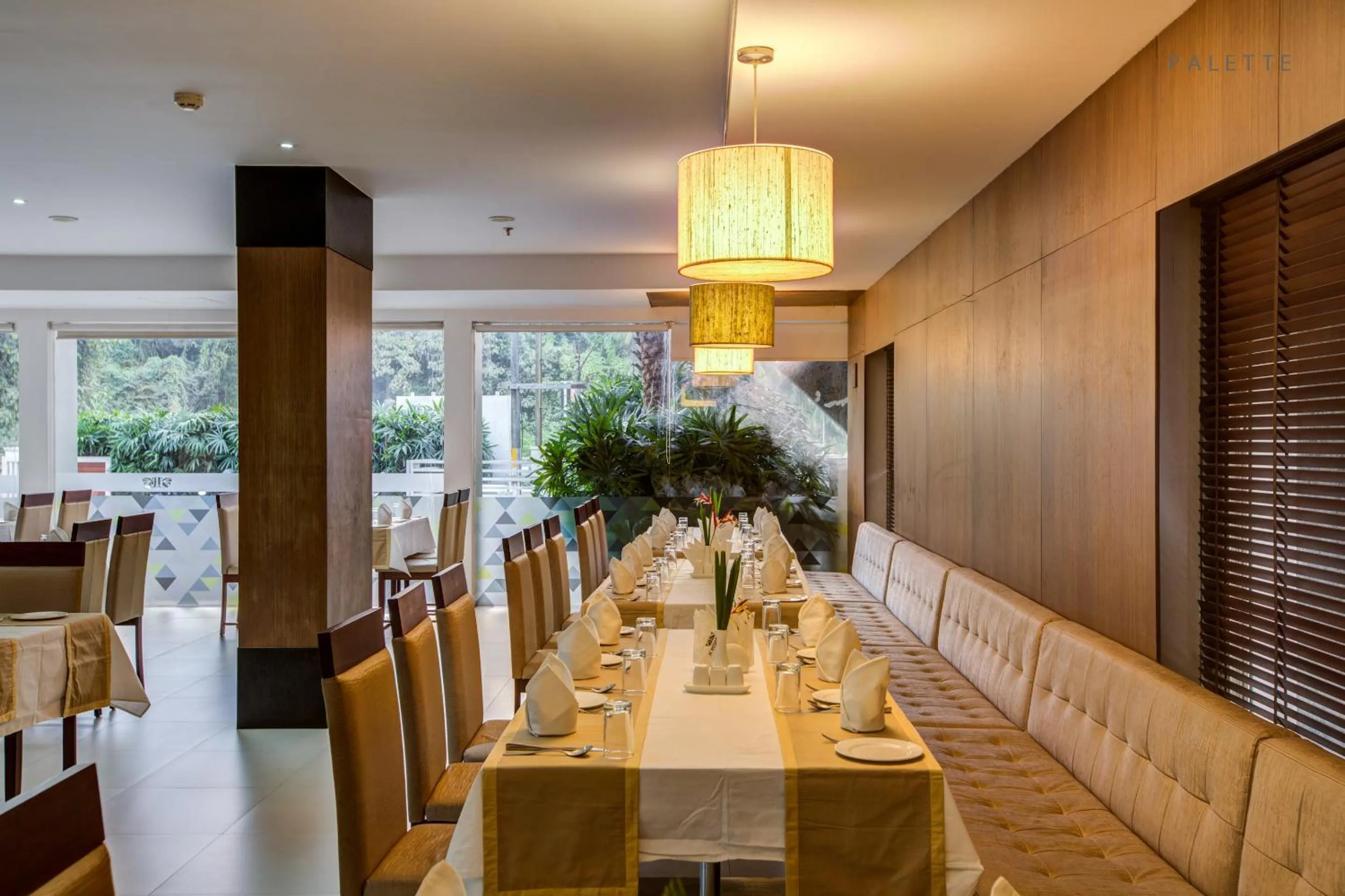 Restaurant/places to eat in JK Residency Cheruvathur