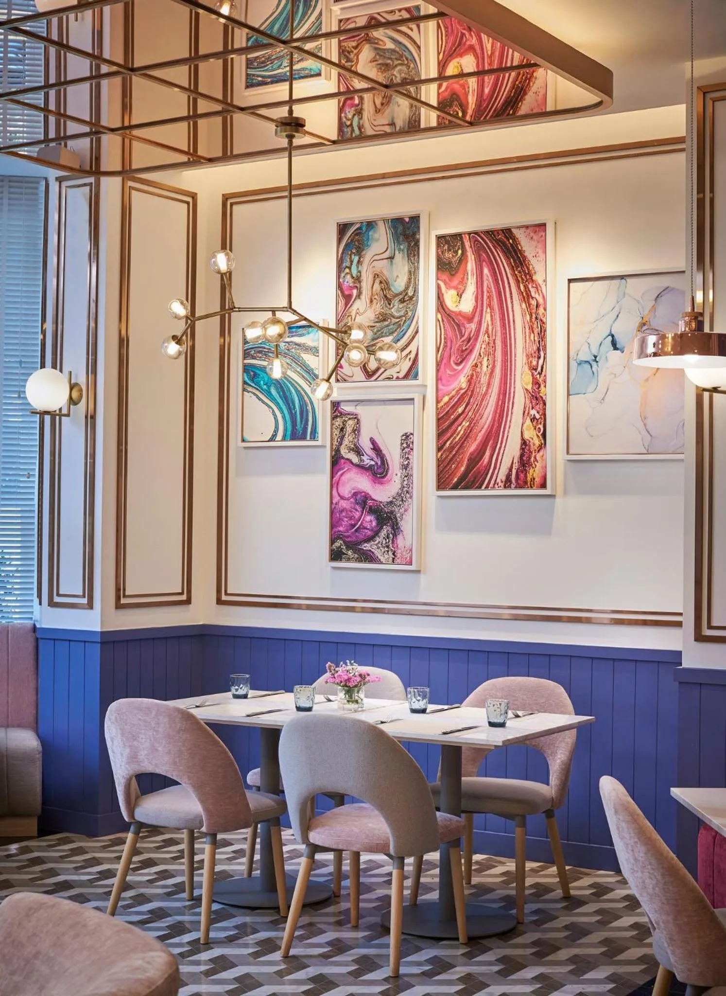 Restaurant/places to eat in Amari Don Muang Airport Bangkok