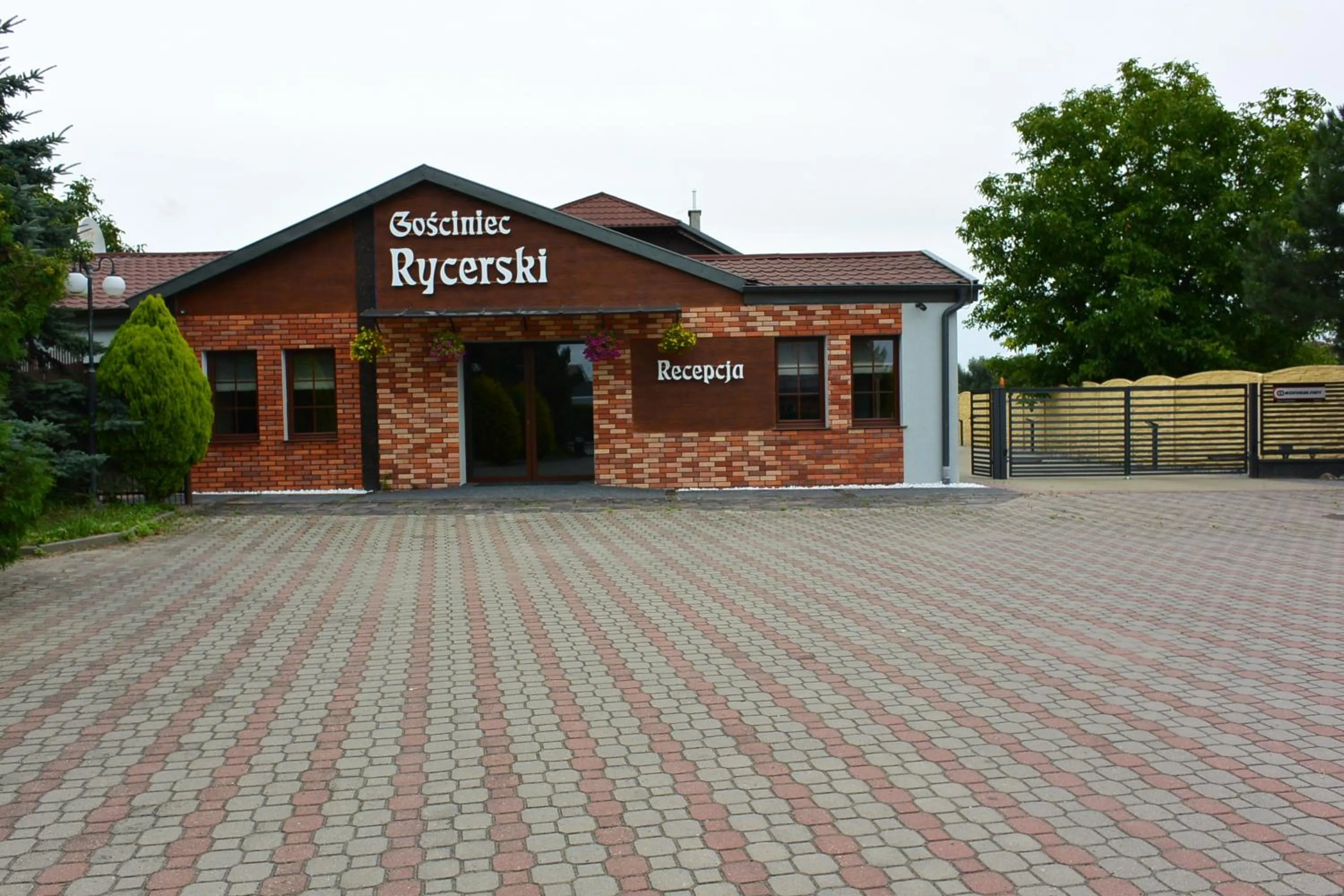 Property building in Gościniec Rycerski