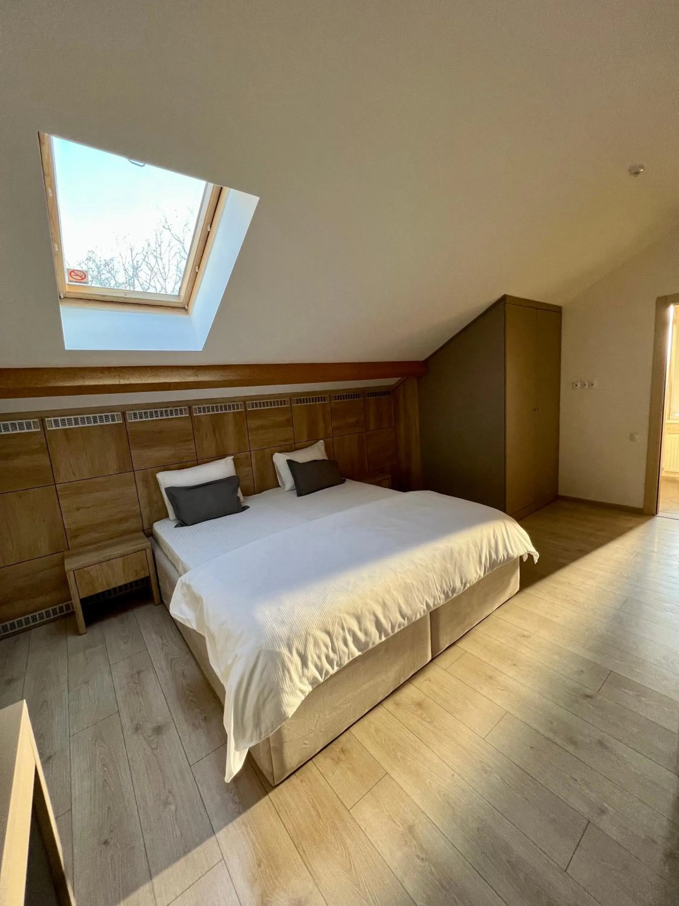 Bed in Mon Ami Villa