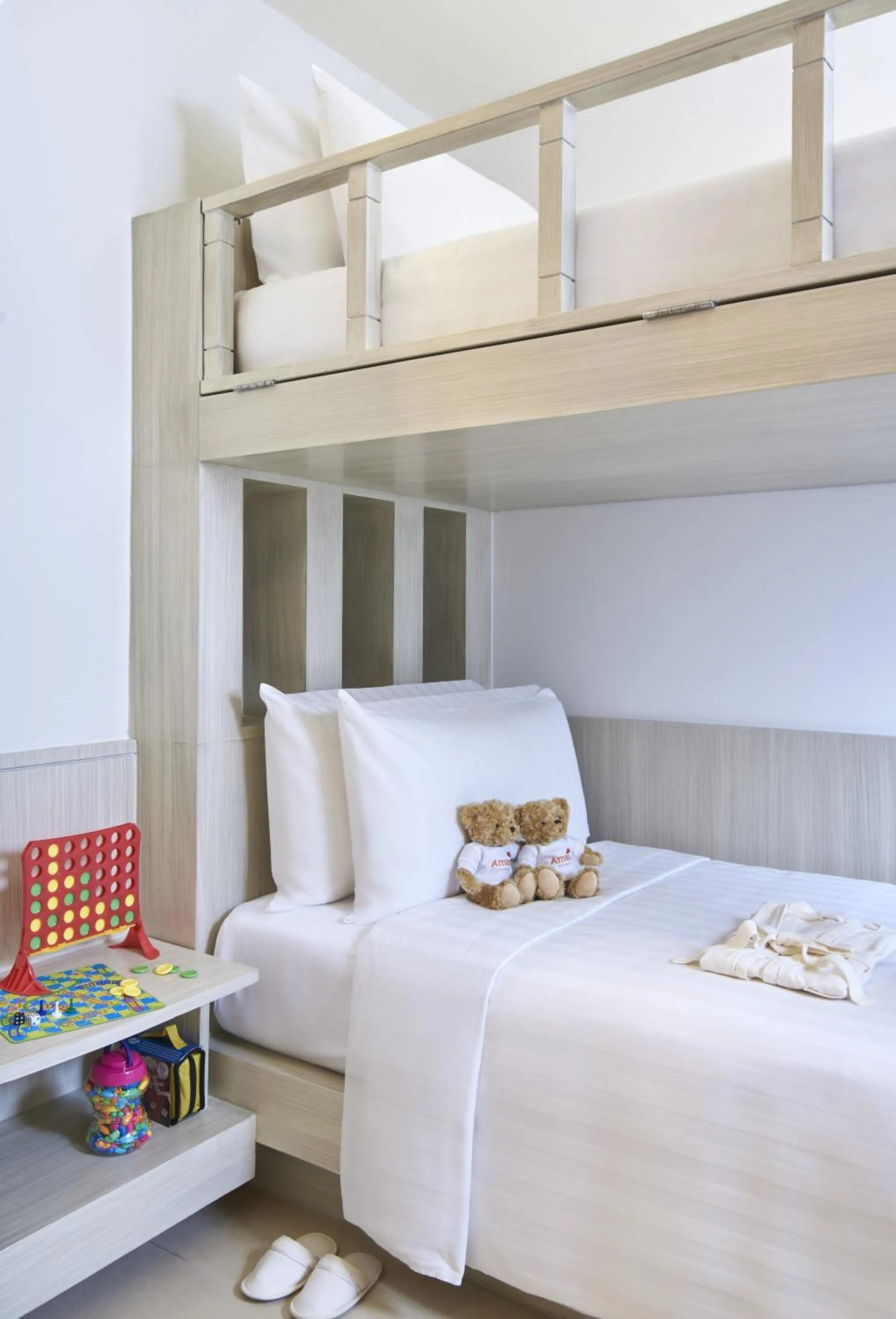 Photo of the whole room, Bed in Amari Pattaya