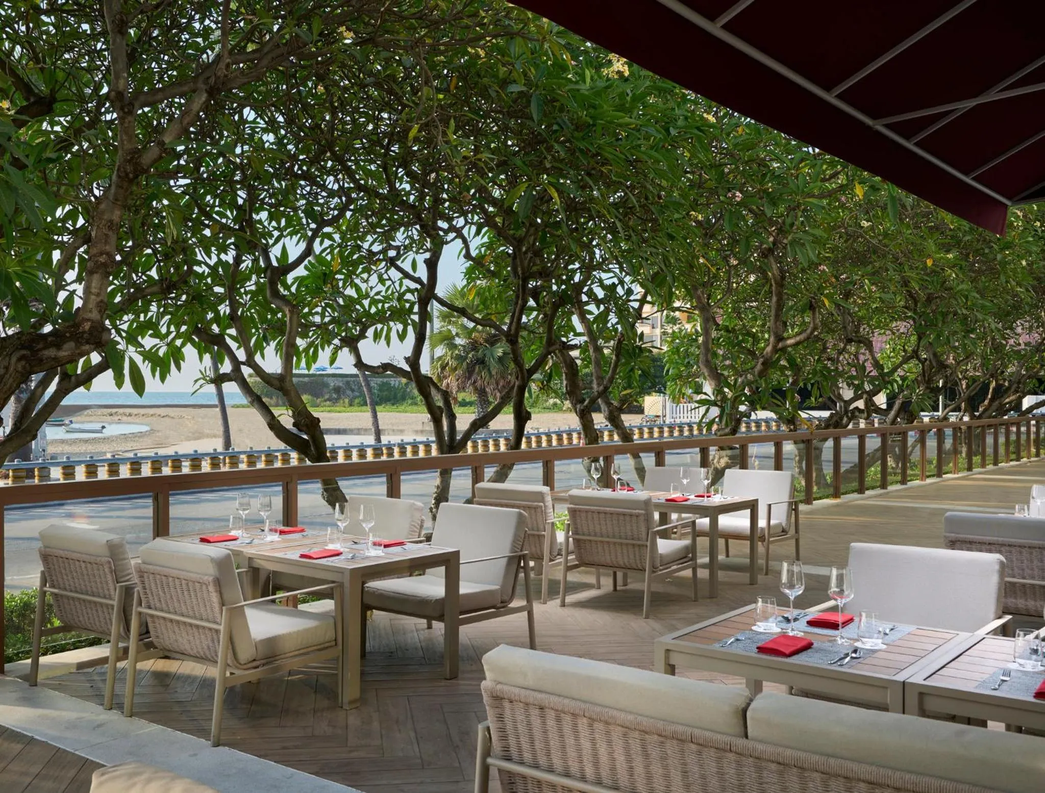 Restaurant/places to eat in Amari Pattaya