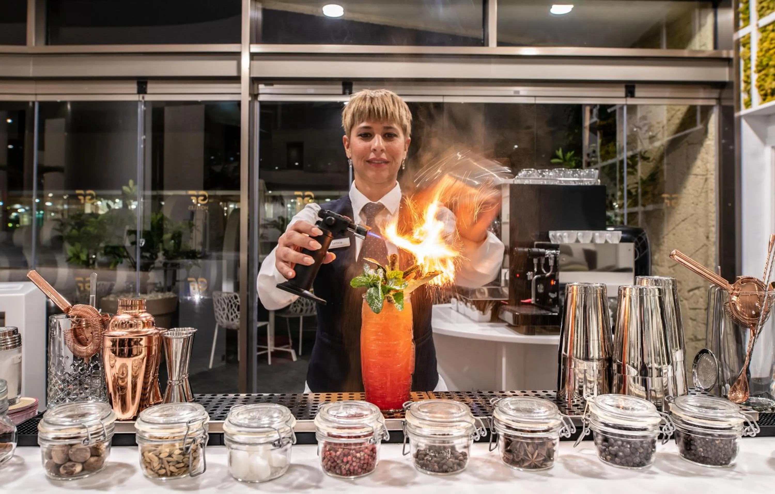 Restaurant/places to eat in GF Victoria