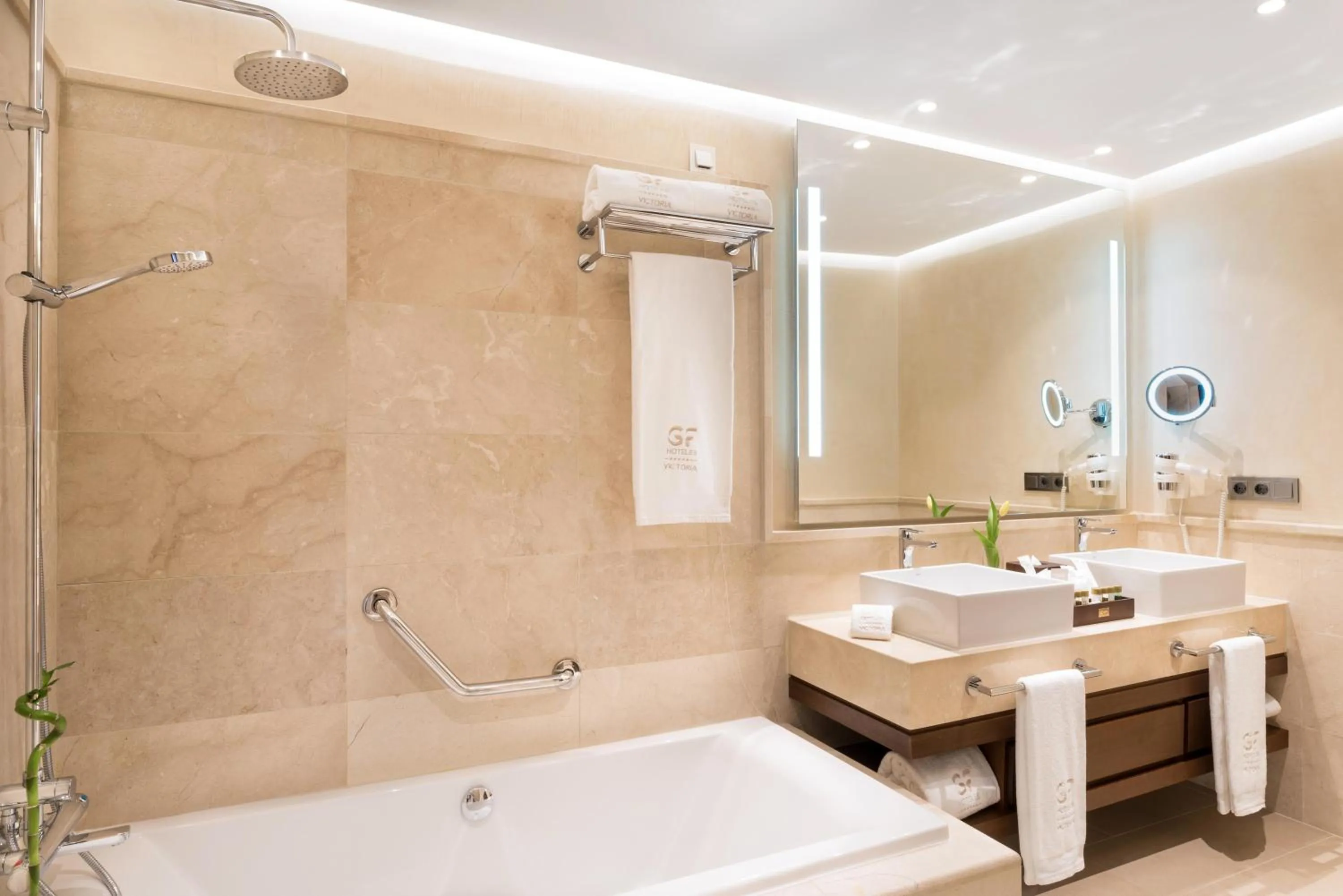 Shower in GF Victoria