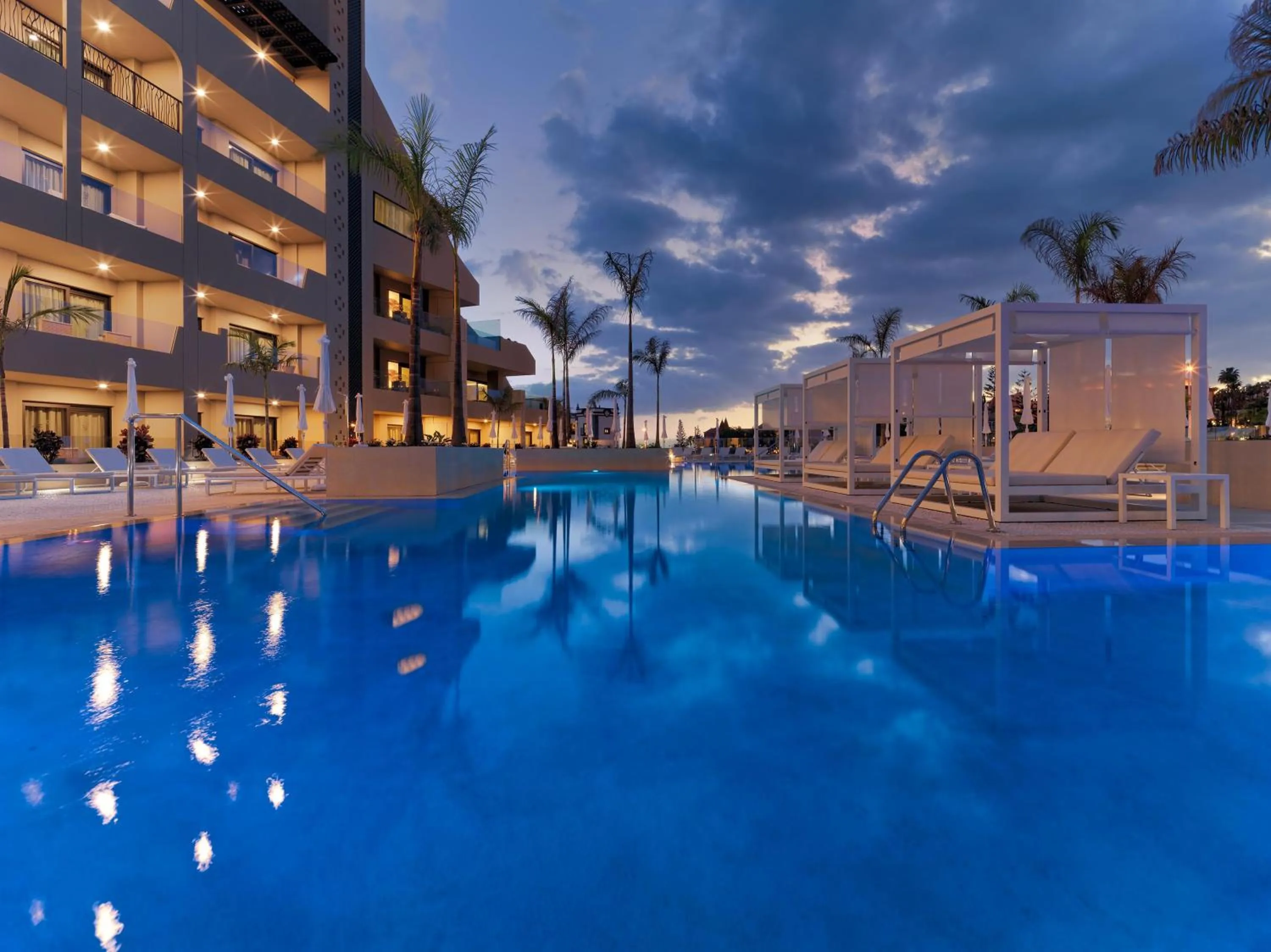 Swimming pool in GF Victoria