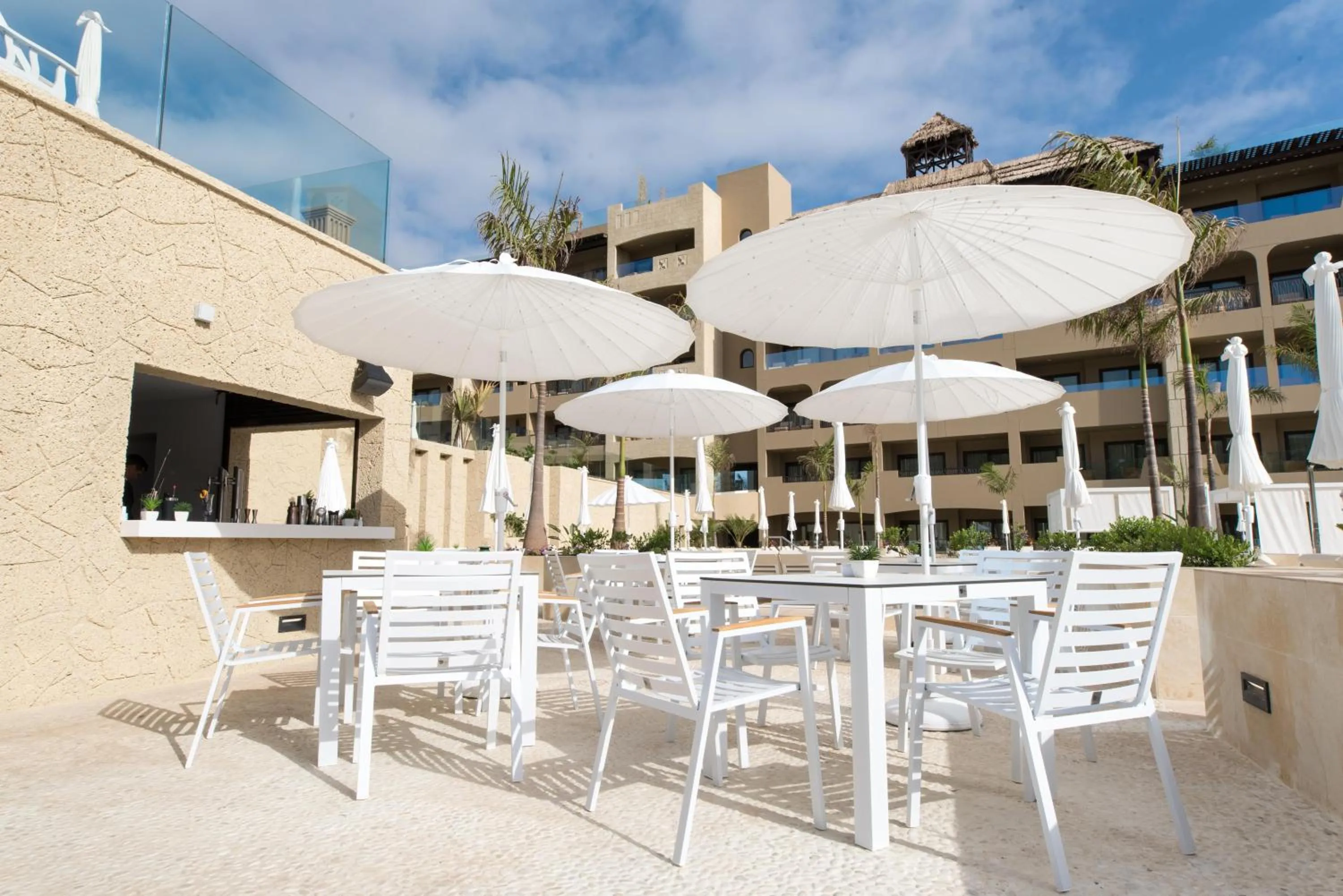 Restaurant/places to eat in GF Victoria