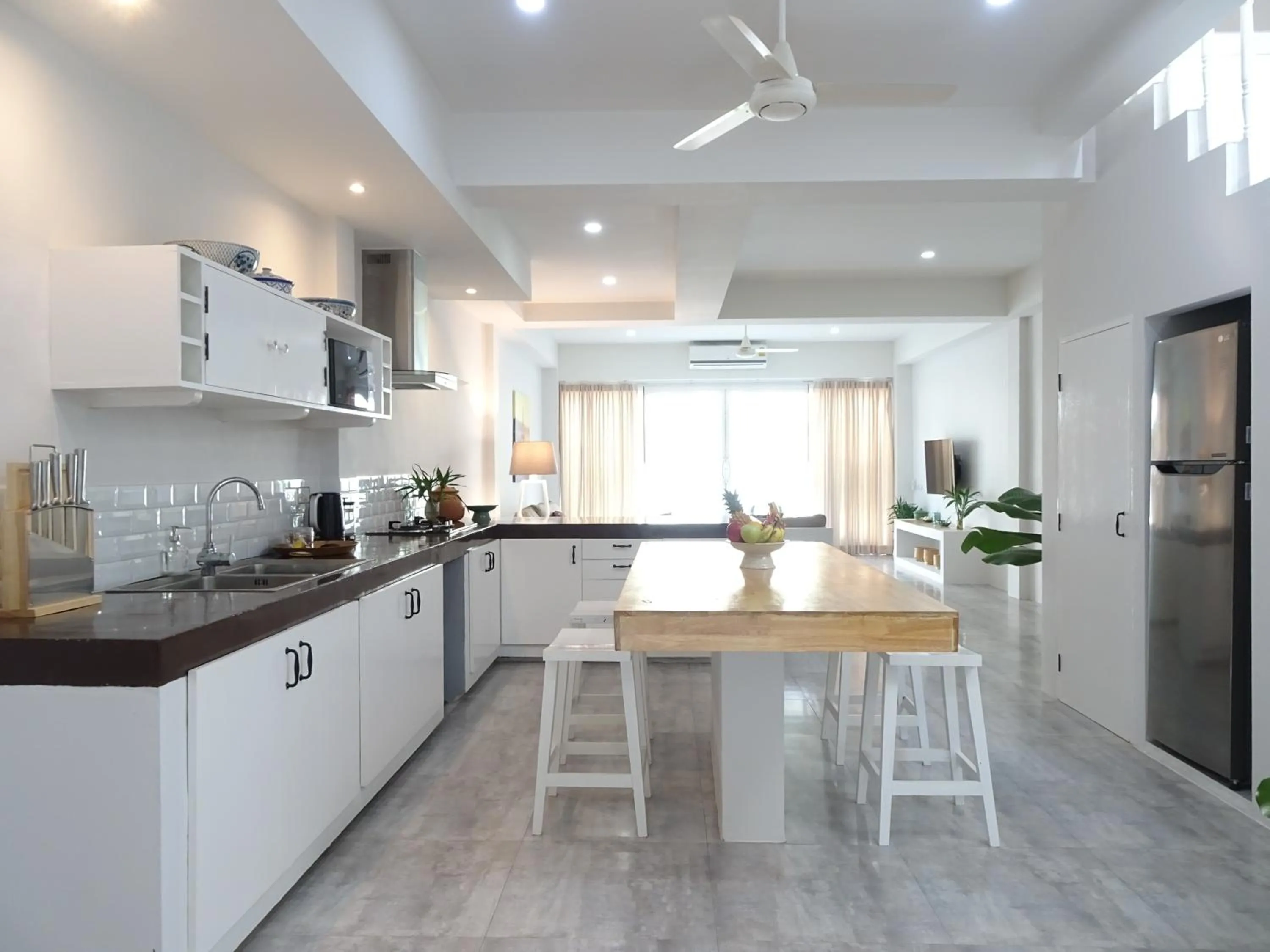 Kitchen or kitchenette in Isara Khao Lak