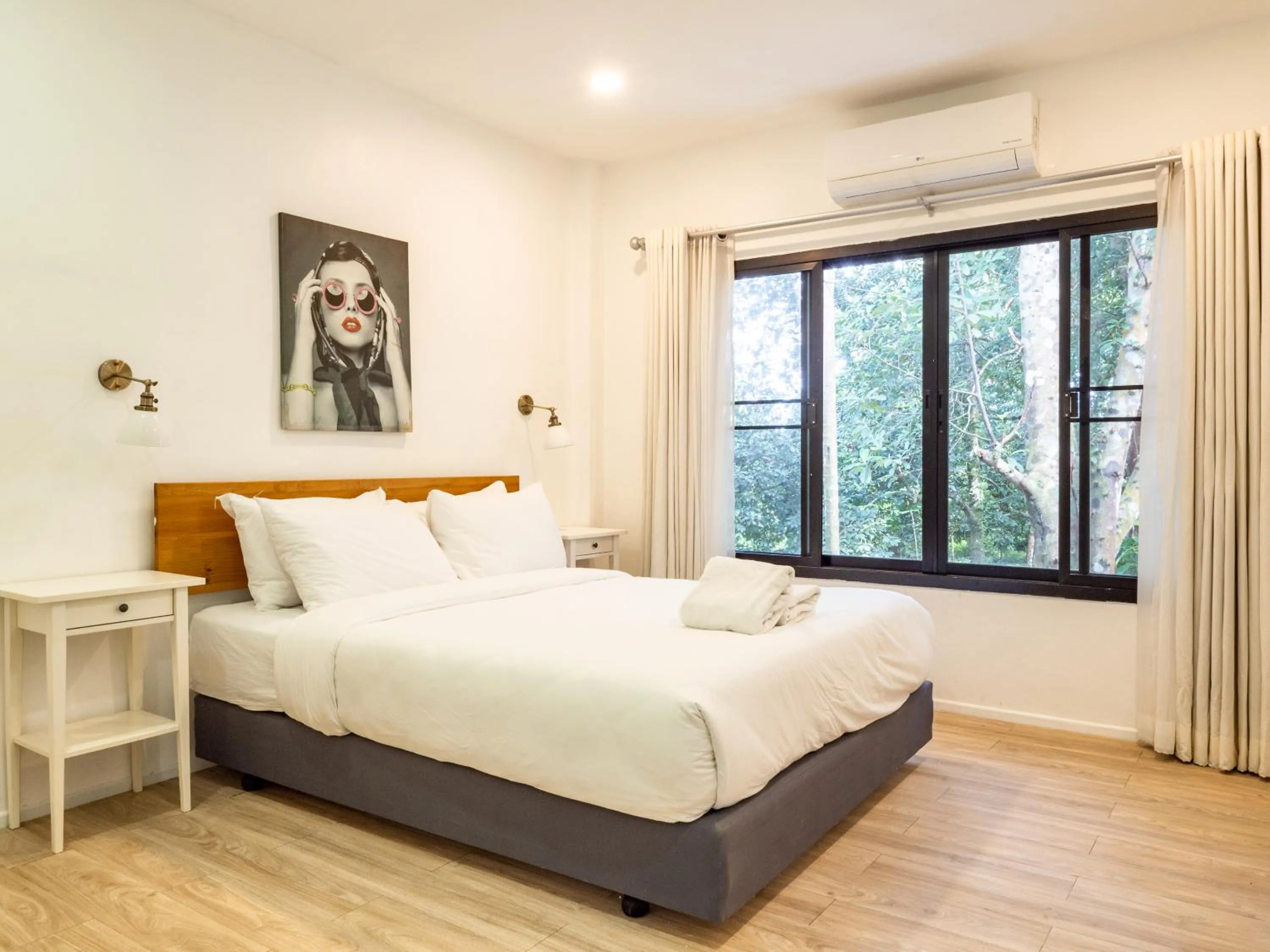 Bedroom, Bed in Isara Khao Lak