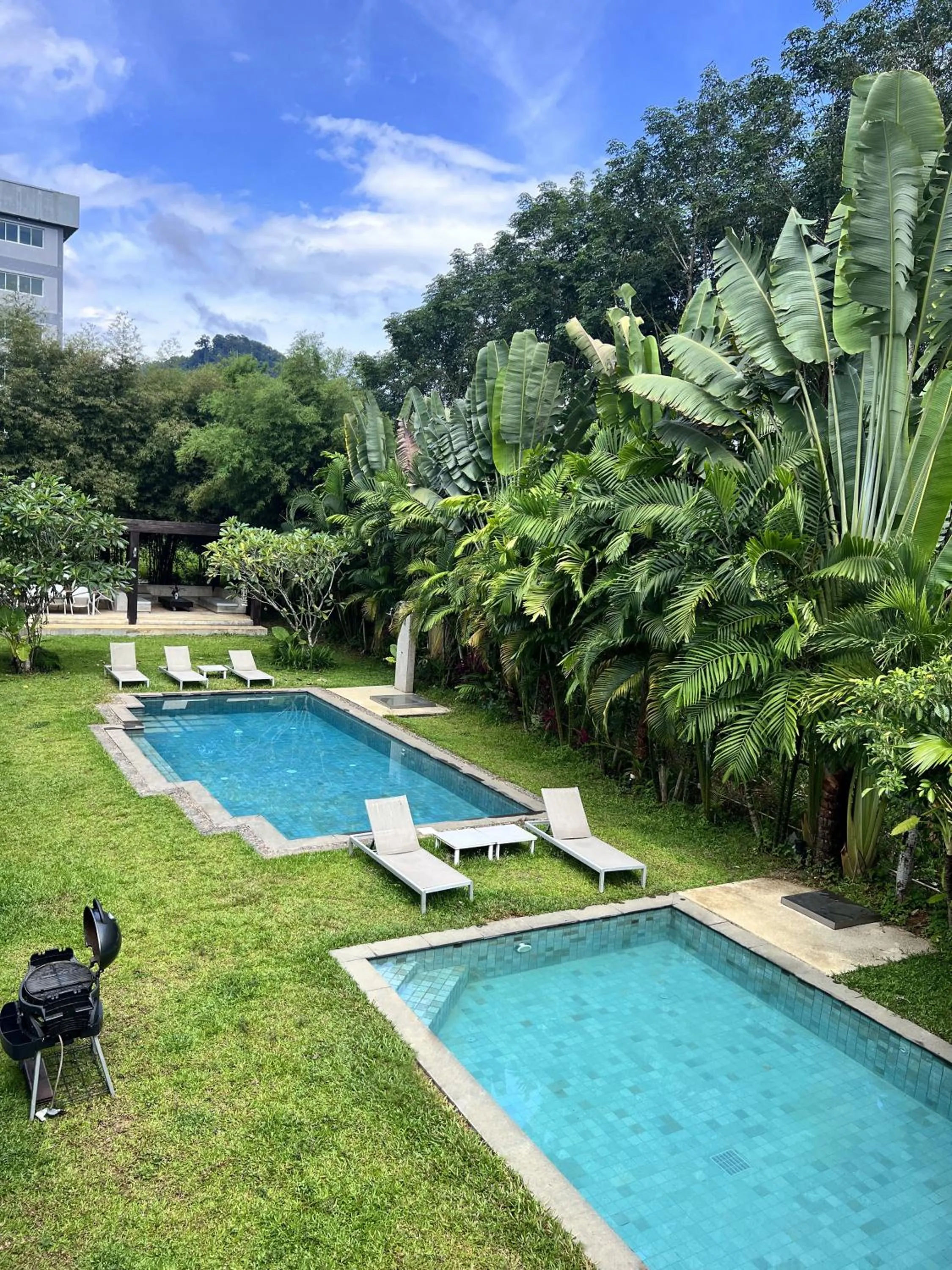 Swimming pool in Isara Khao Lak