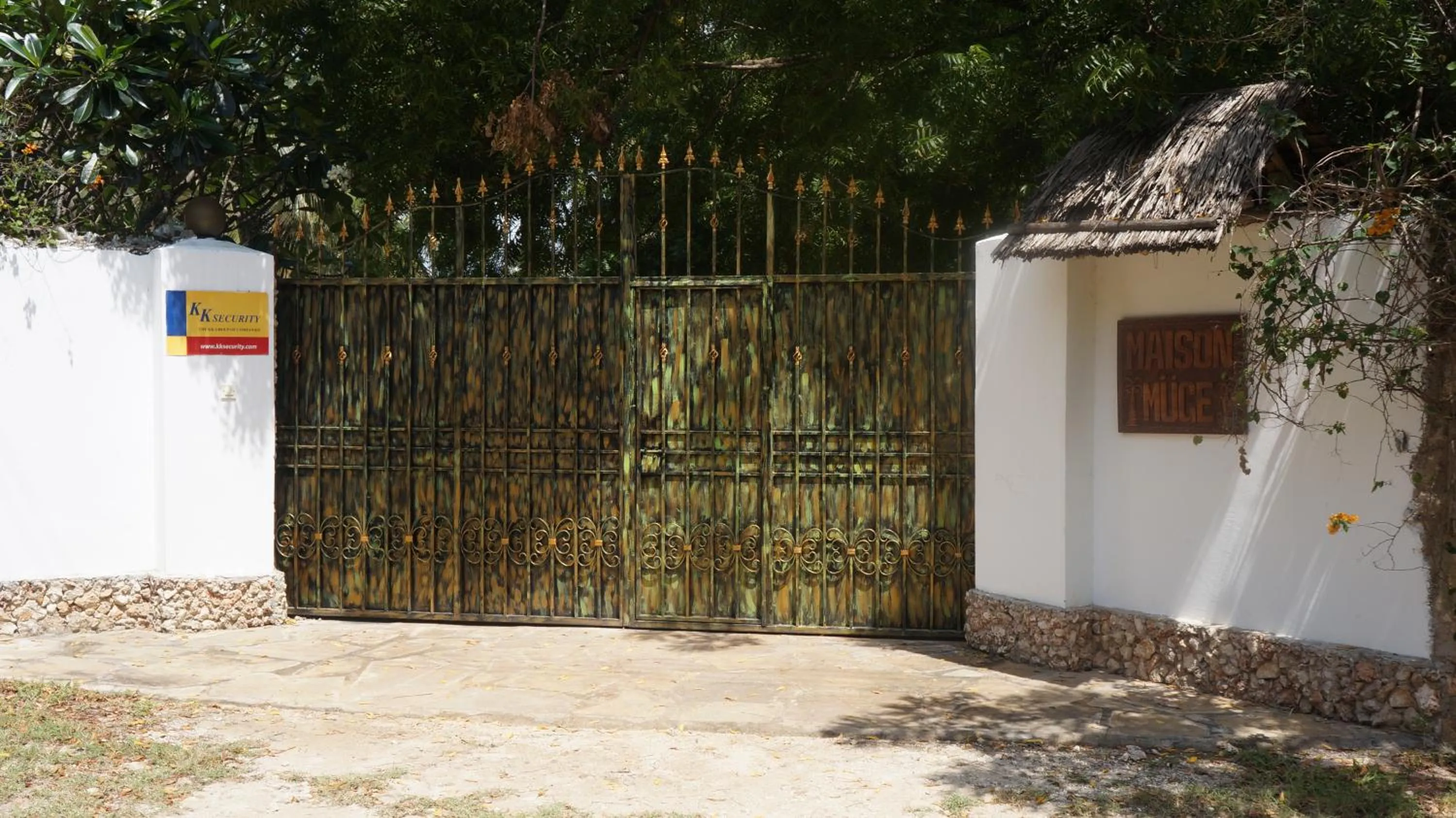 Facade/entrance in Residence Maison Müge
