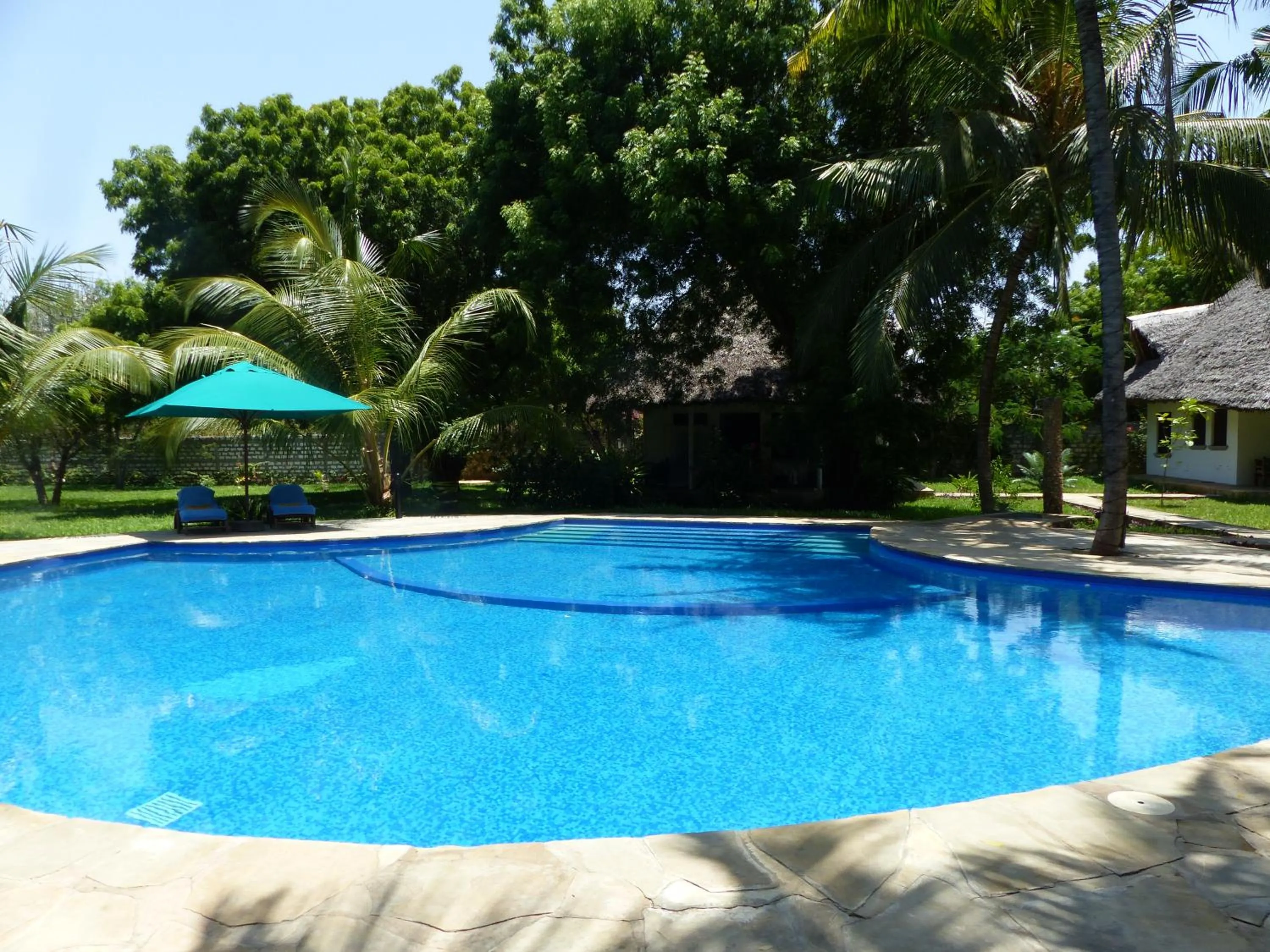 Swimming pool in Residence Maison Müge