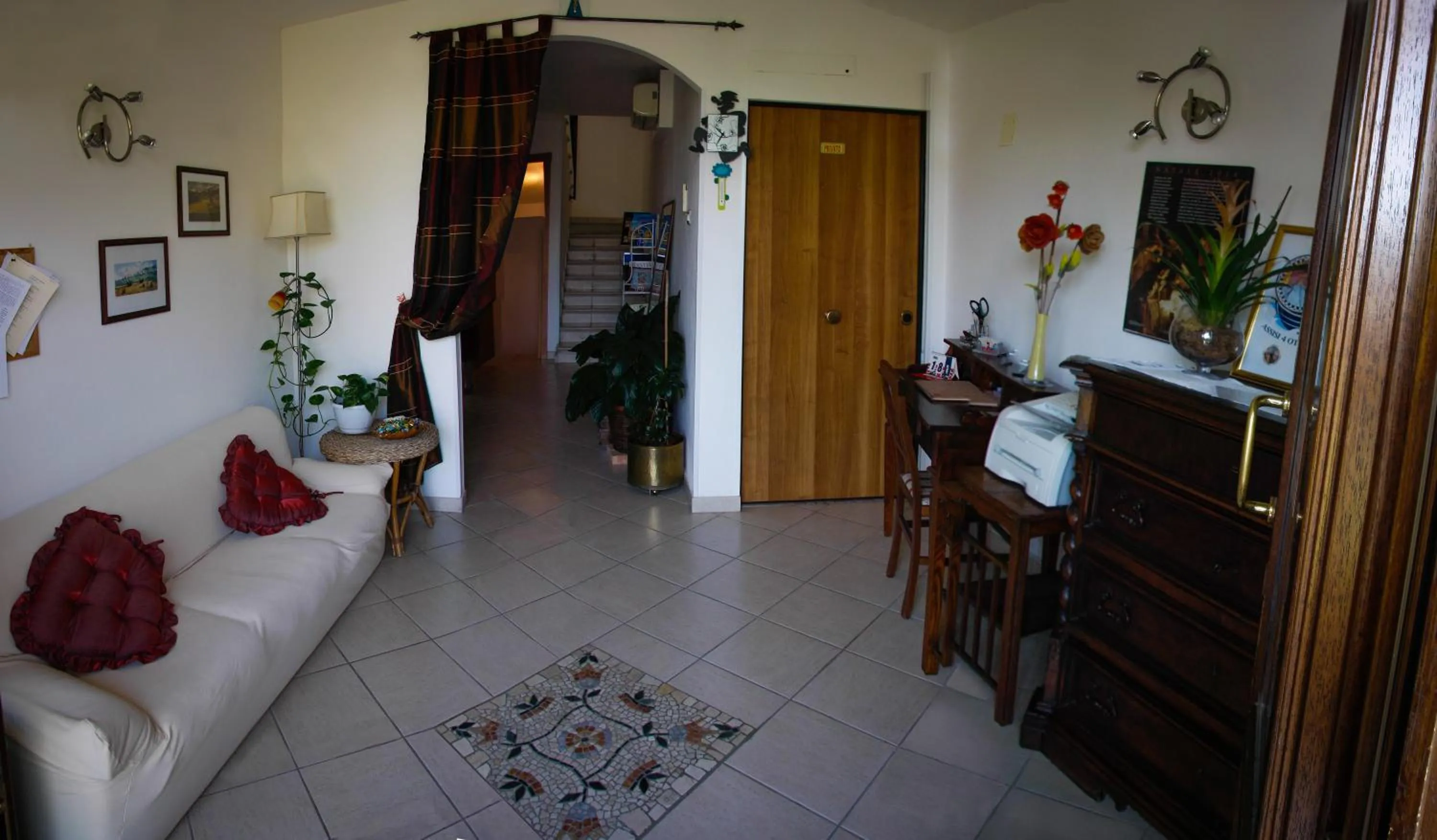 Lobby or reception in P&P Assisi Camere