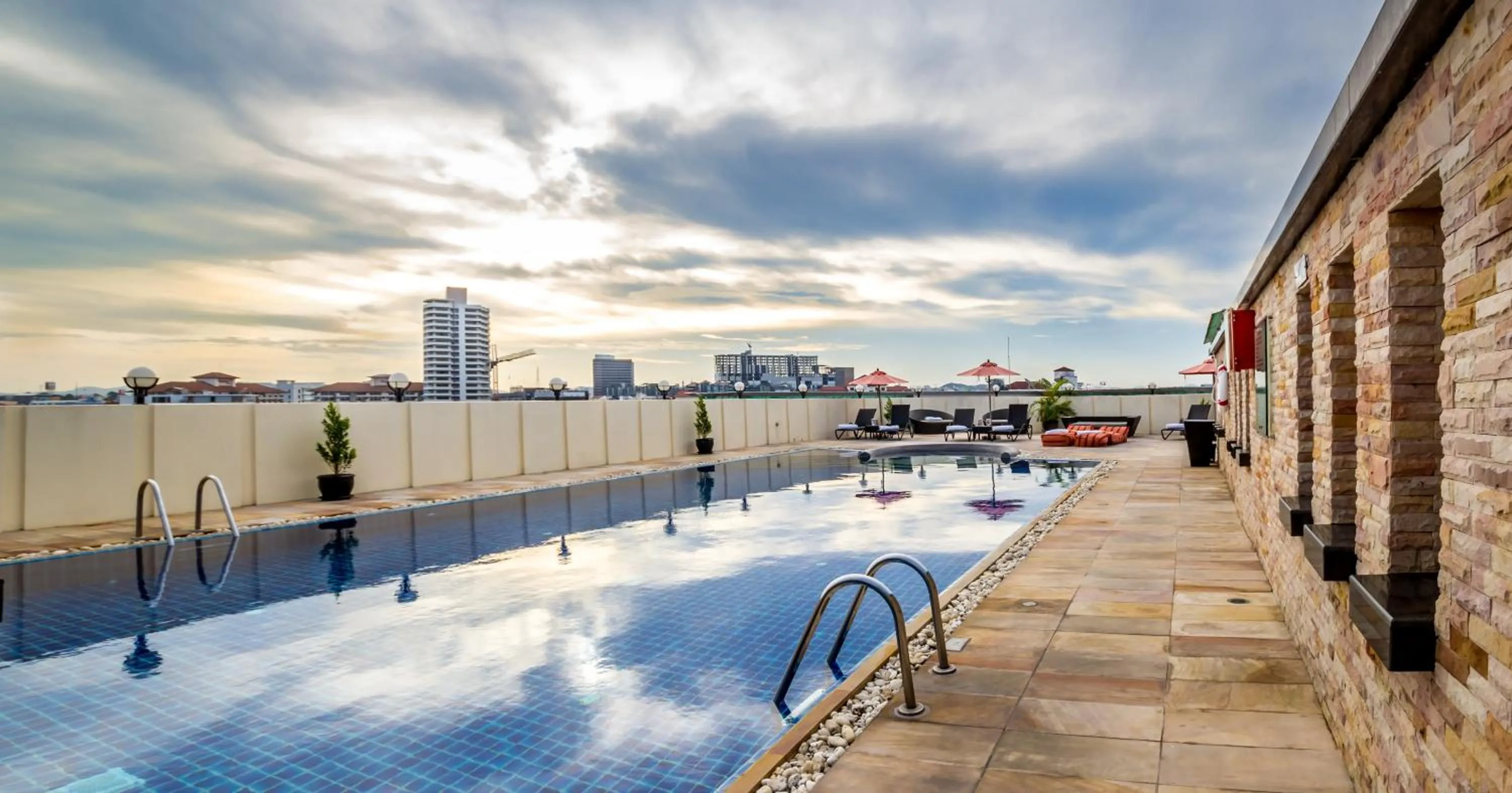 Swimming pool in Nova Suites Pattaya by Compass Hospitality