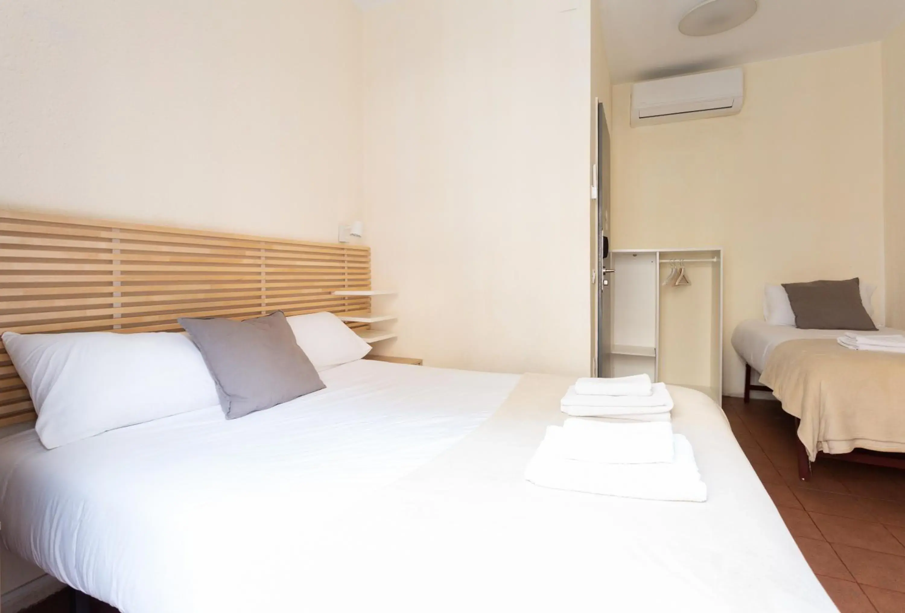 Double Room with Extra Bed in Mambo Tango Double Room with Extra Bed in Mambo Tango