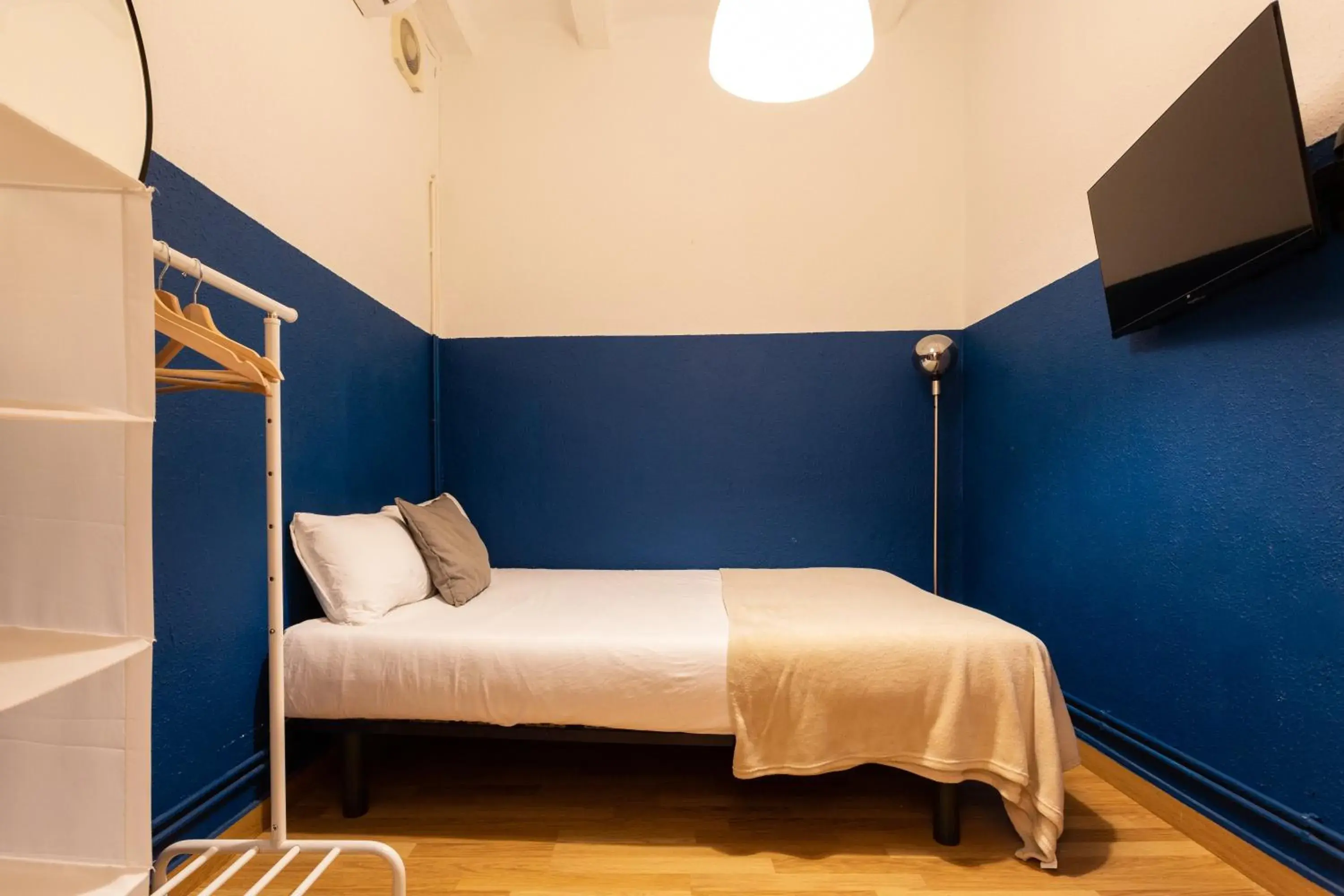 Double Room No Window in Mambo Tango Double Room No Window in Mambo Tango