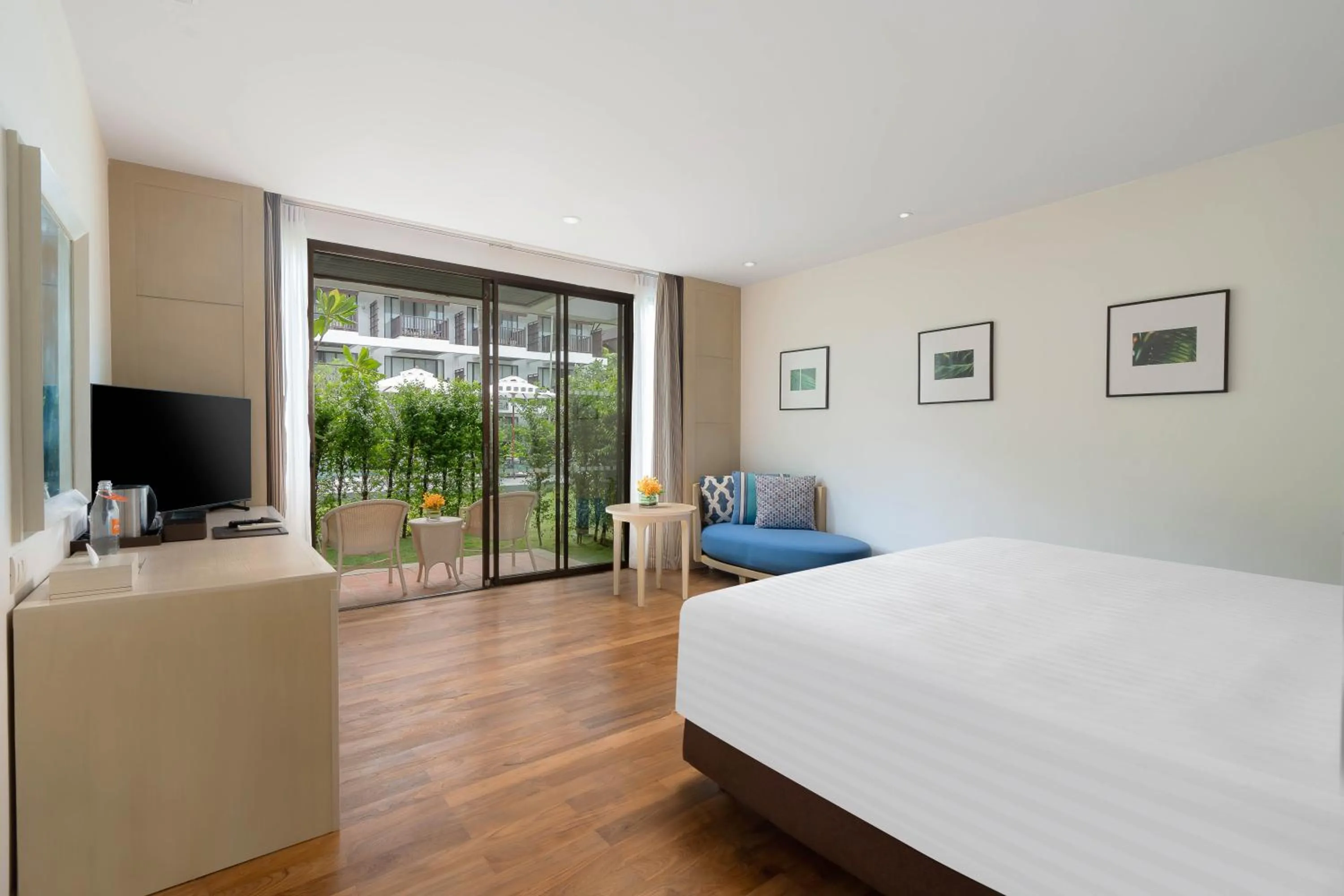 Pool view, Bed in Amari Koh Samui