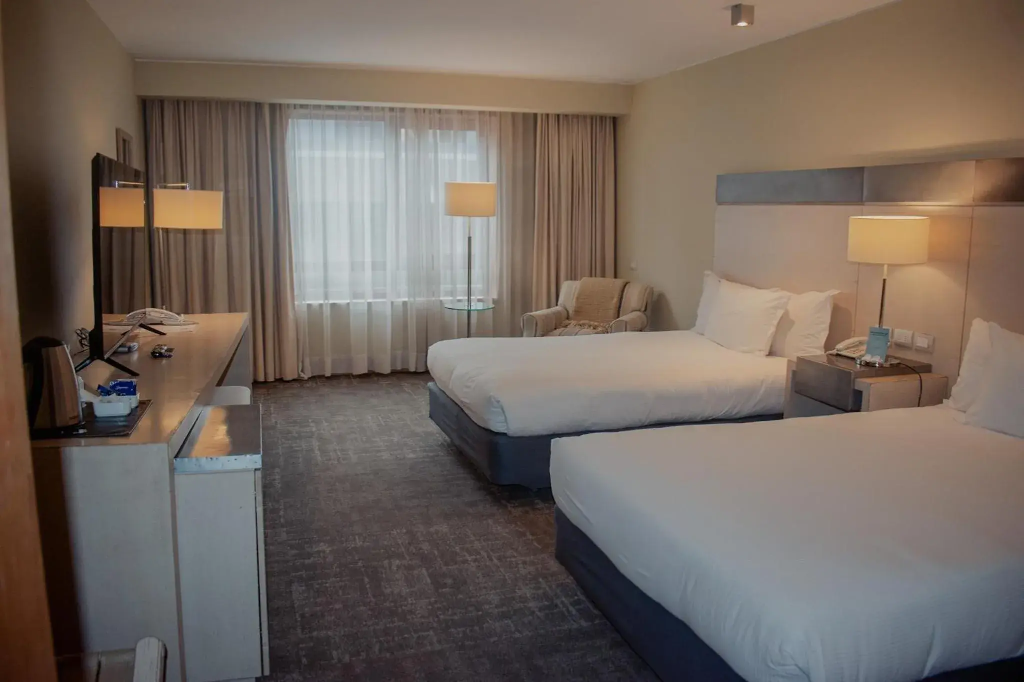 Twin Room - Non-Smoking in Radisson Hotel Puerto Varas Twin Room - Non-Smoking in Radisson Hotel Puerto Varas