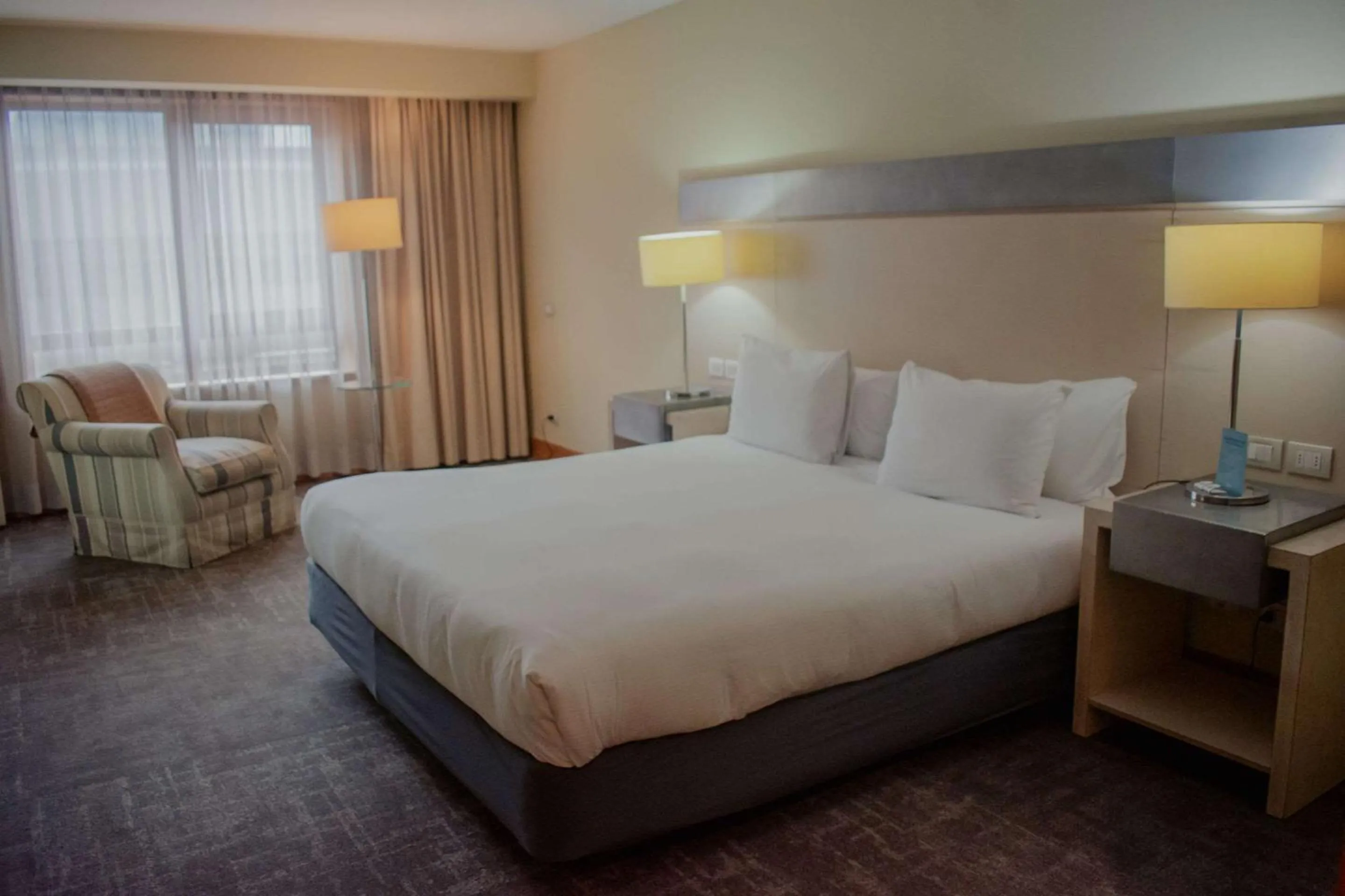 Bedroom, Bed in Radisson Hotel Puerto Varas