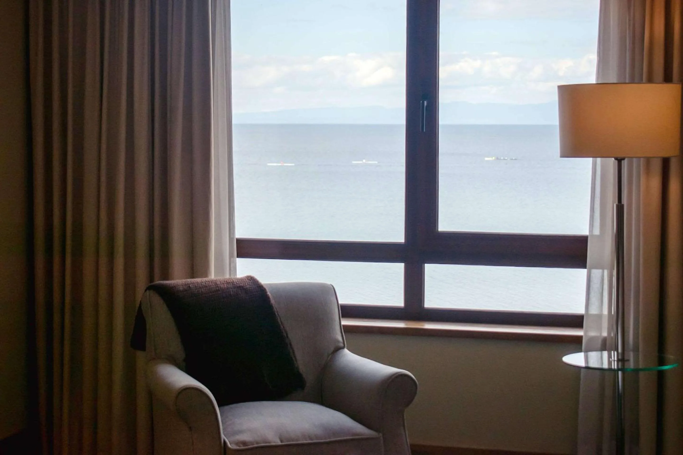 Bedroom in Radisson Hotel Puerto Varas