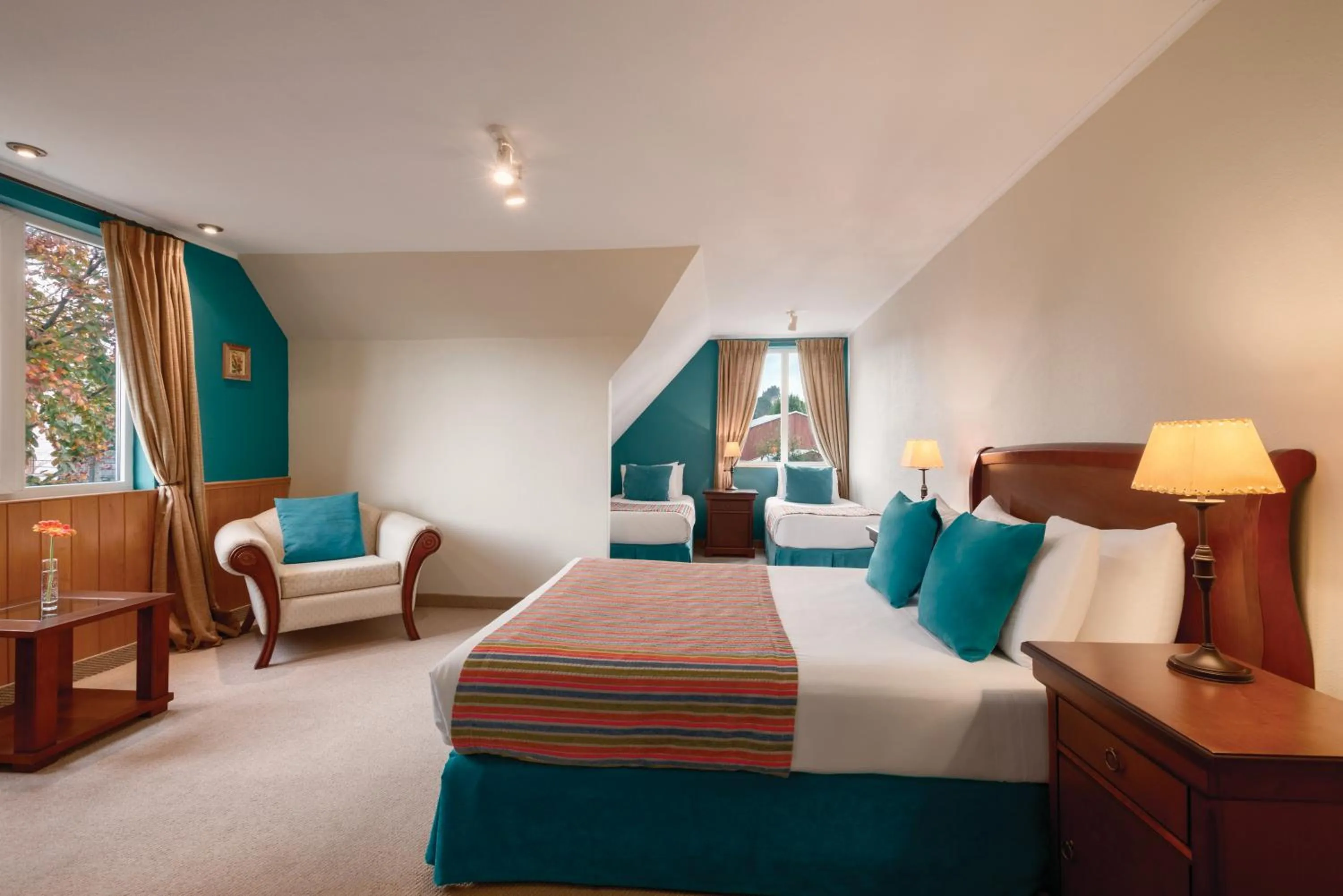 Bedroom, Bed in Park Inn by Radisson Puerto Varas