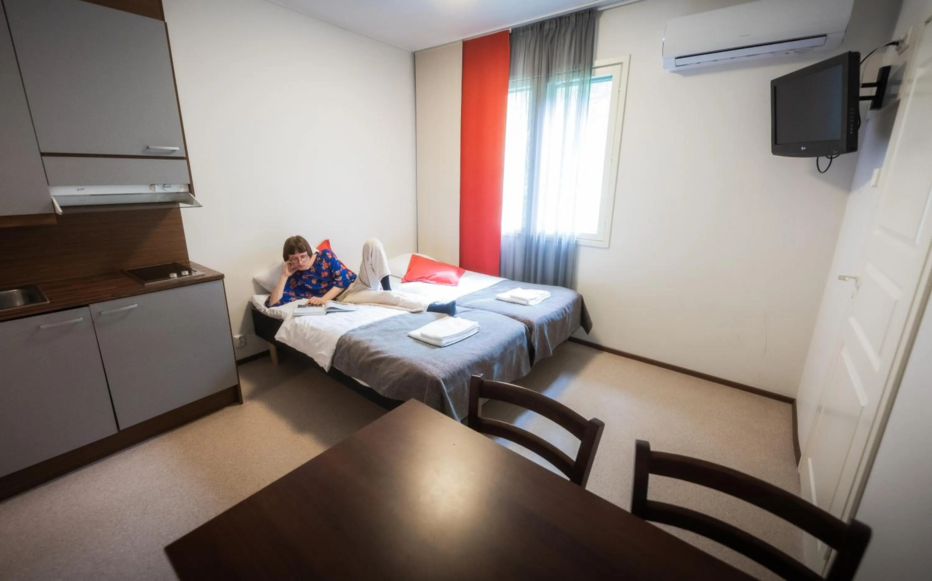 Bed in Oravi Apartments