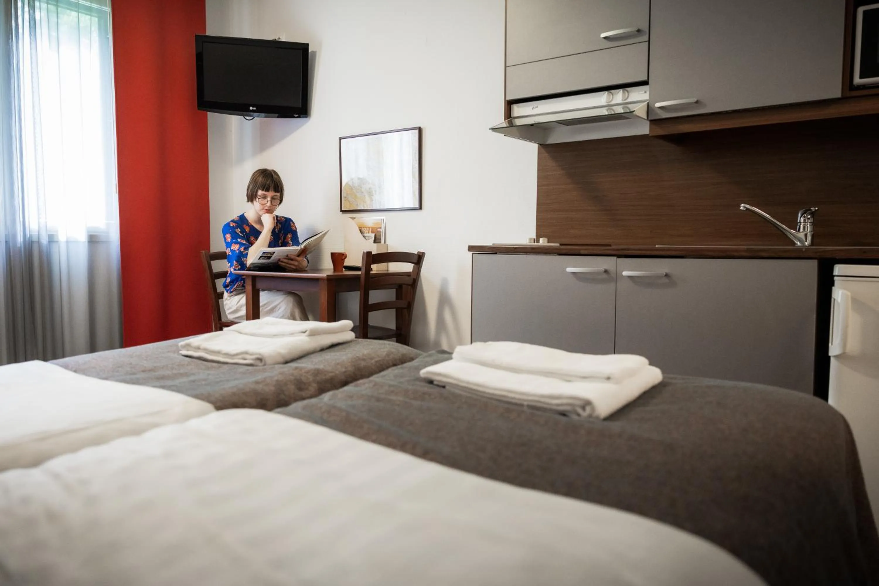 People, Bed in Oravi Apartments