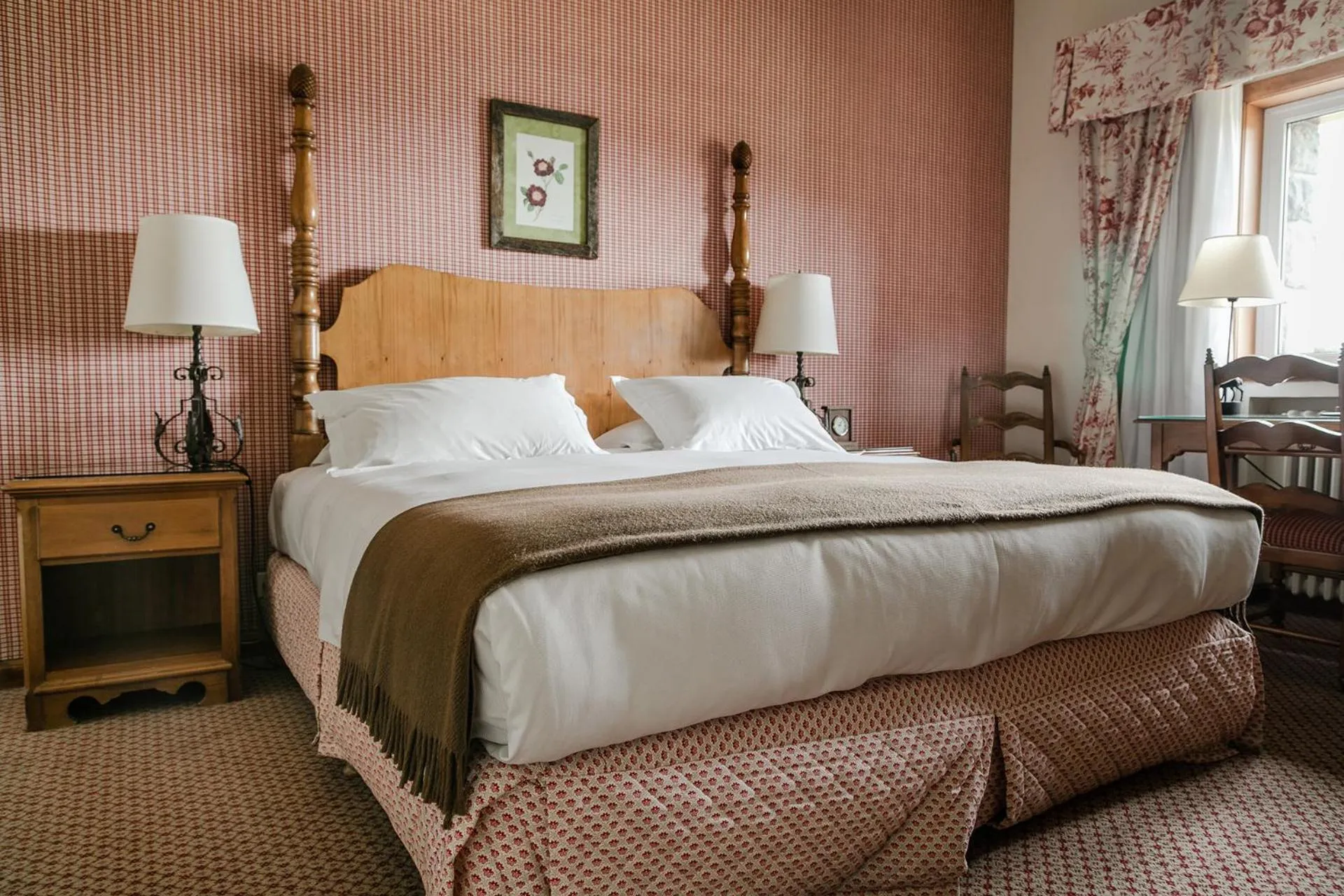 Photo of the whole room, Bed in Llao Llao Resort, Golf-Spa