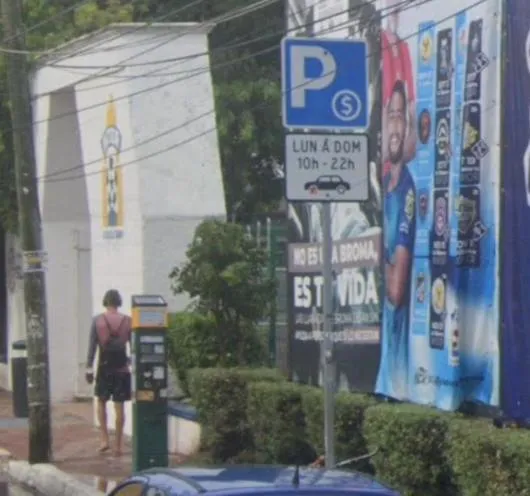 Luxury 5th Avenue Menesse 32