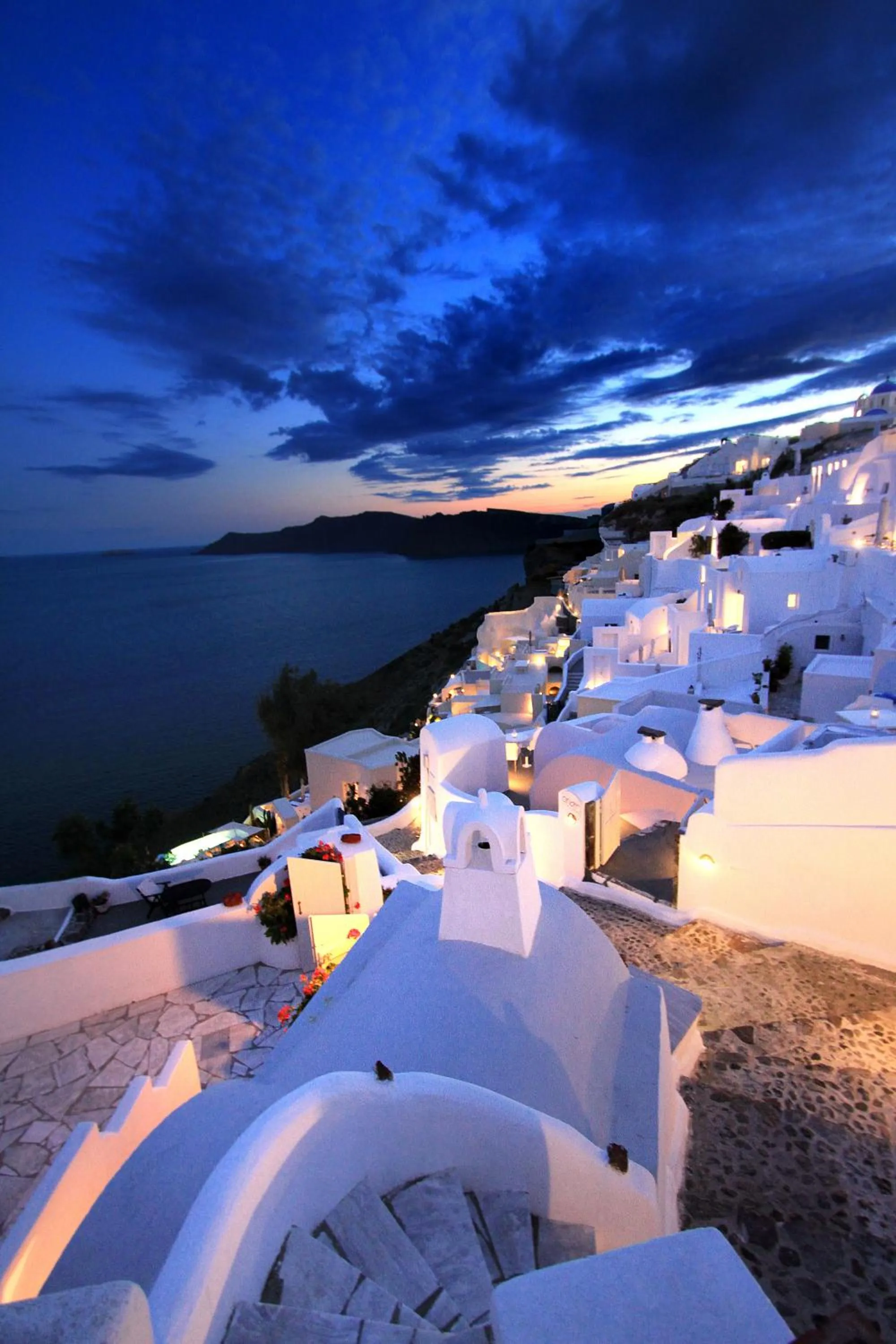 Area and facilities in Onar Villas Oia - Onar Hotels Collection