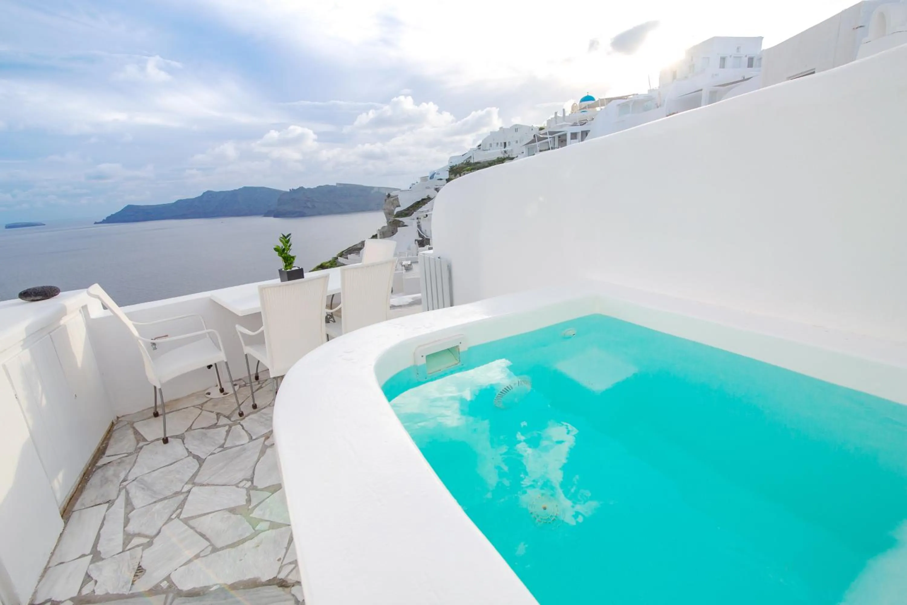 Balcony/Terrace in Onar Villas Oia - Onar Hotels Collection