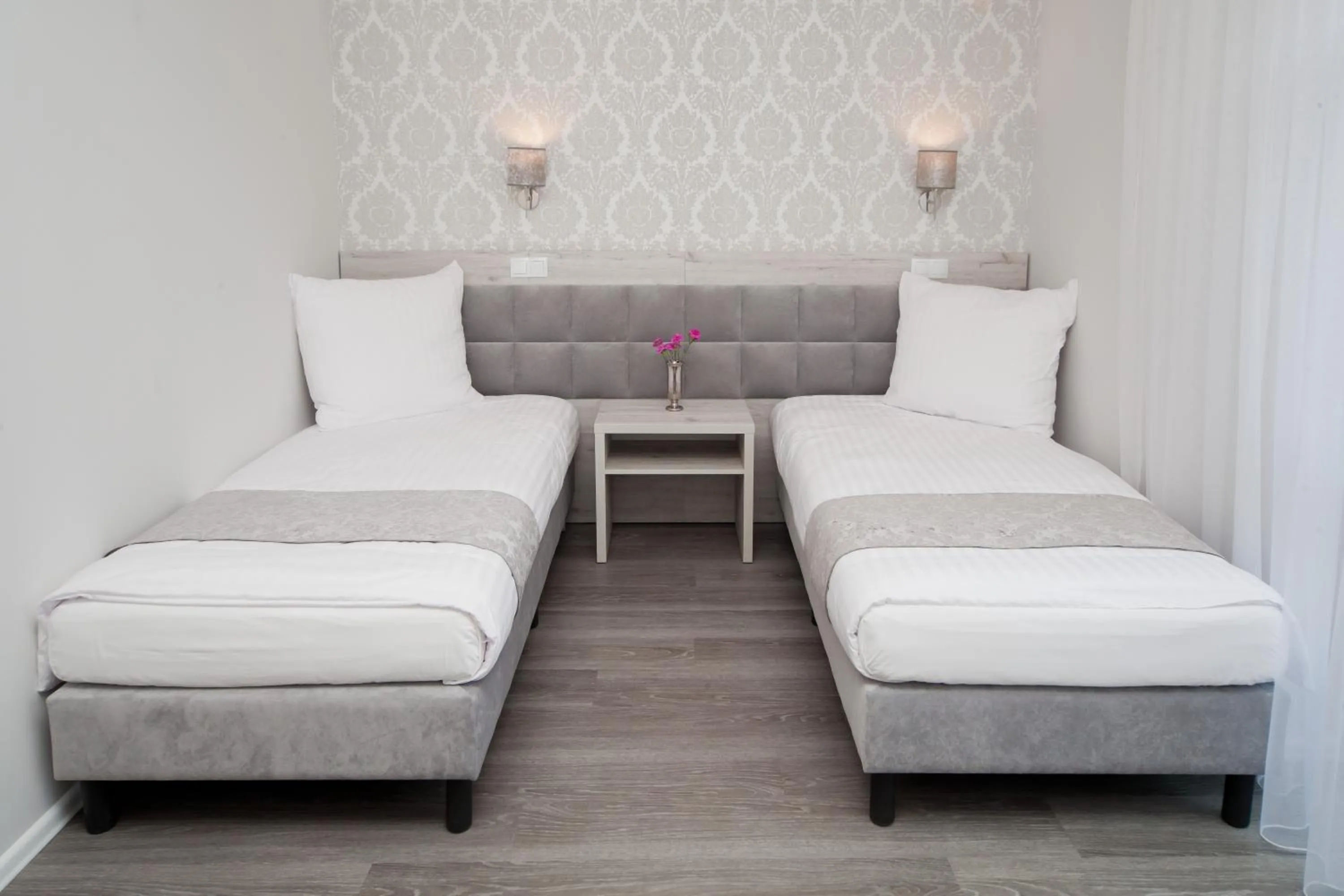 Bed in Dworek Bukowy Park