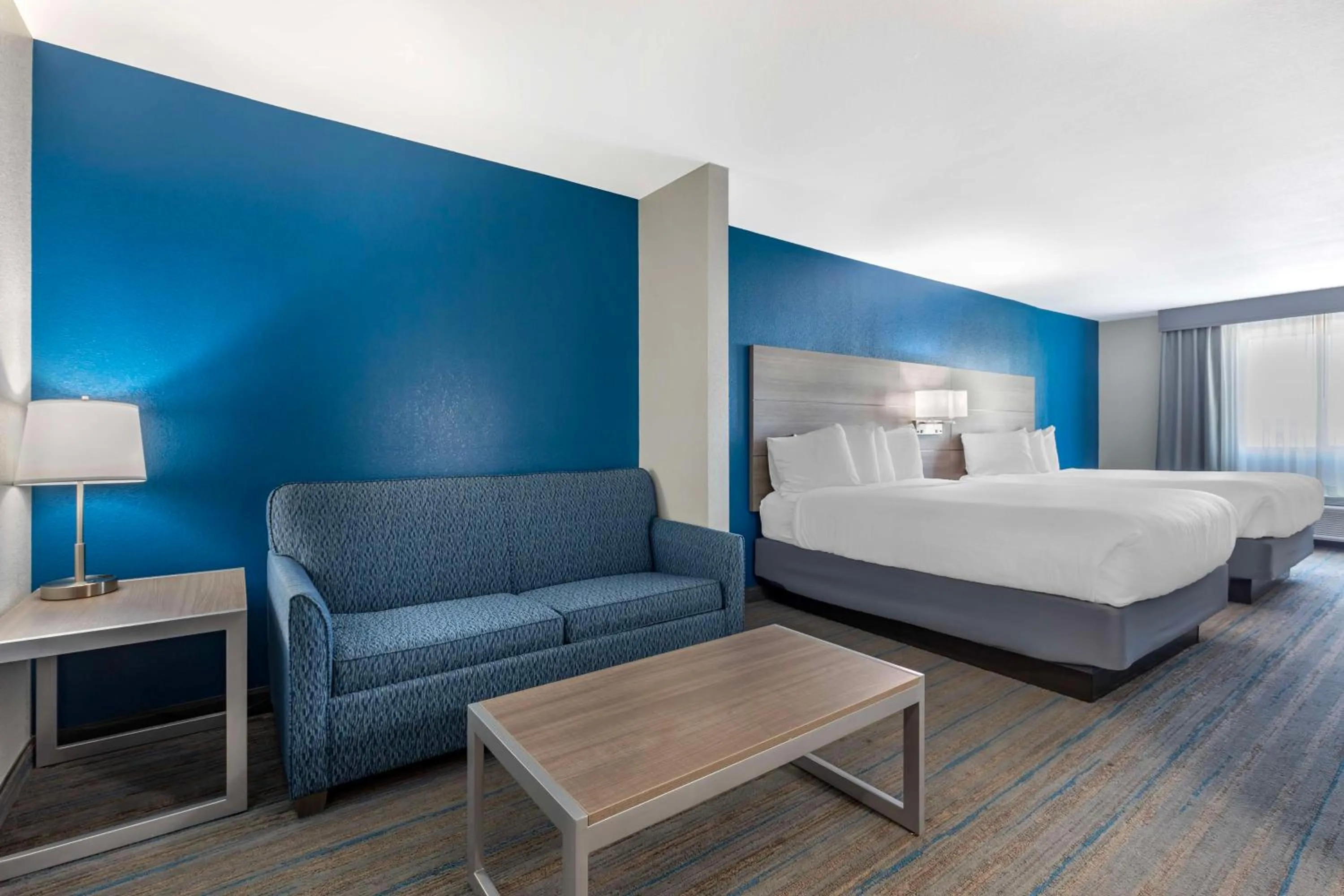 Photo of the whole room, Bed in Best Western Plus Stephenville Inn