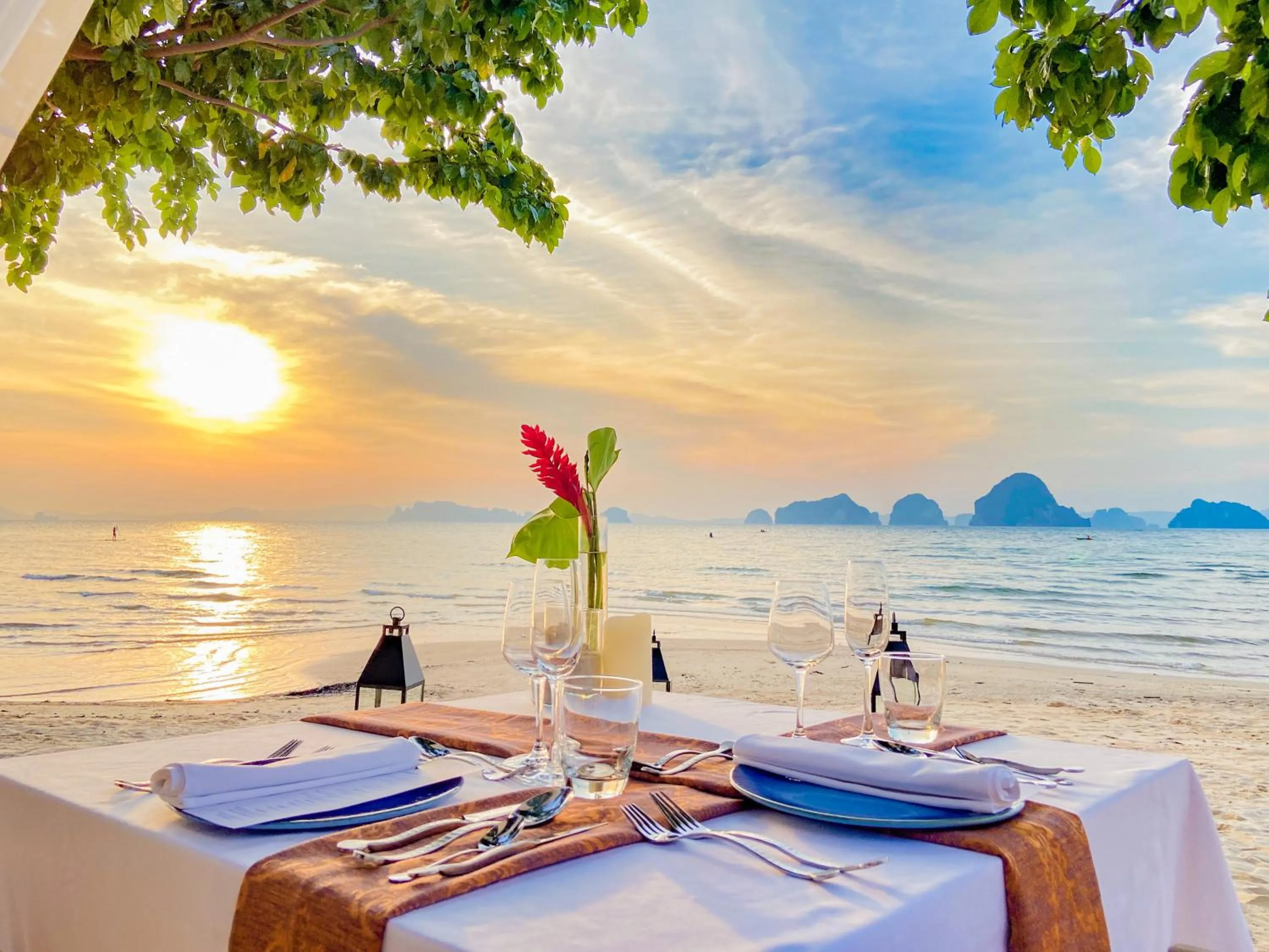 Restaurant/places to eat in Amari Vogue Krabi