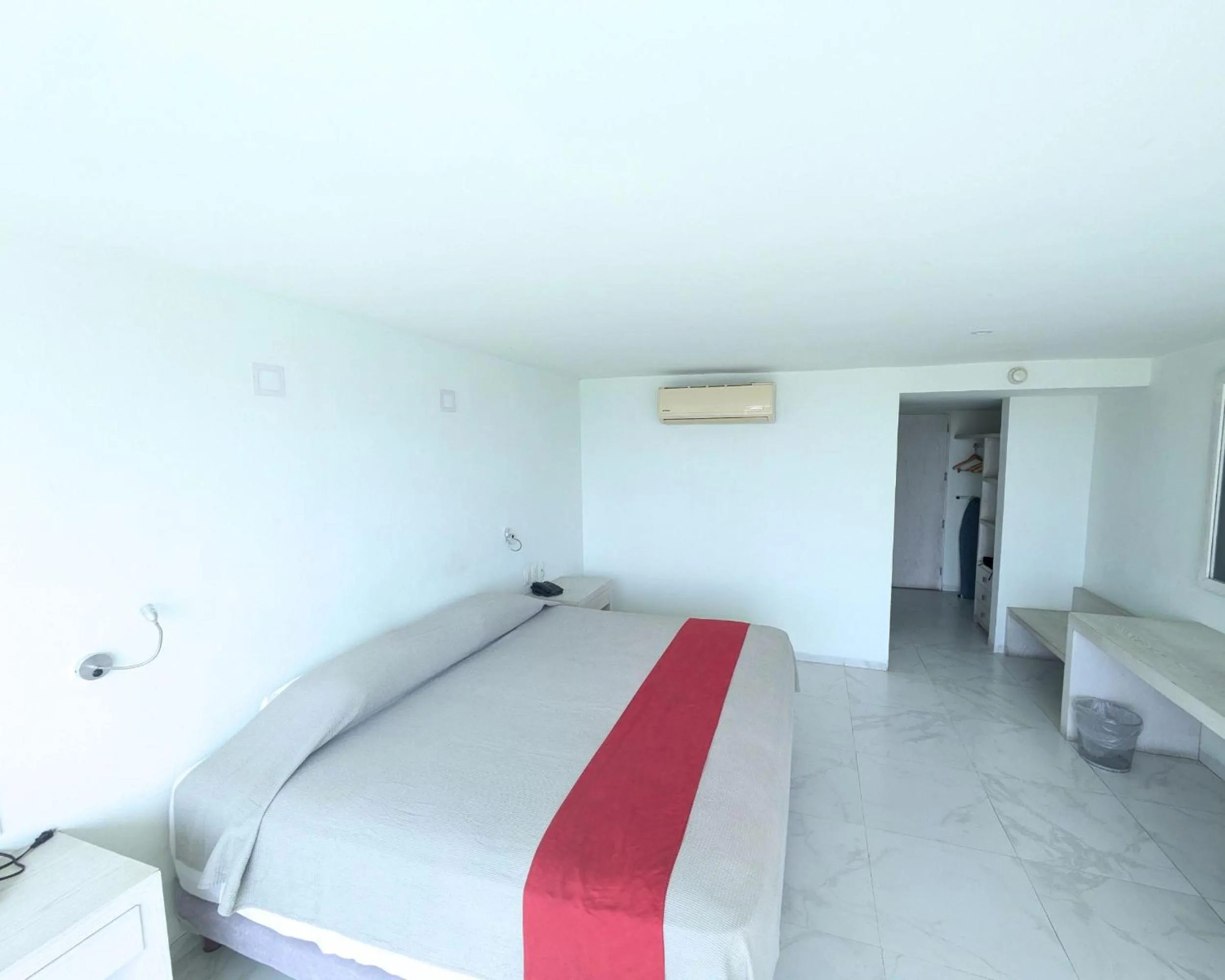 Bed in We Hotel Acapulco