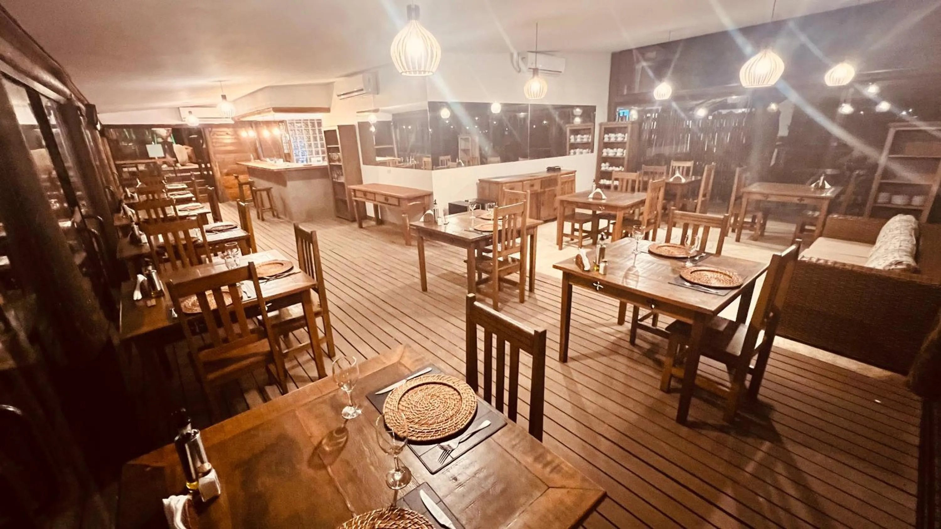 Restaurant/places to eat in Ilha de Toque Toque Eco Hotel