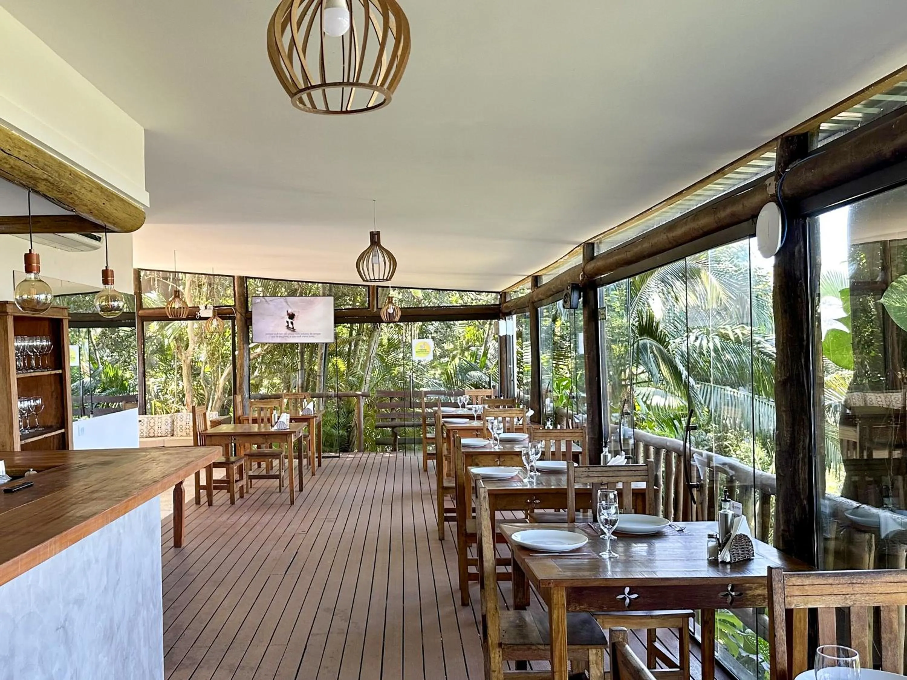 Restaurant/places to eat in Ilha de Toque Toque Eco Hotel